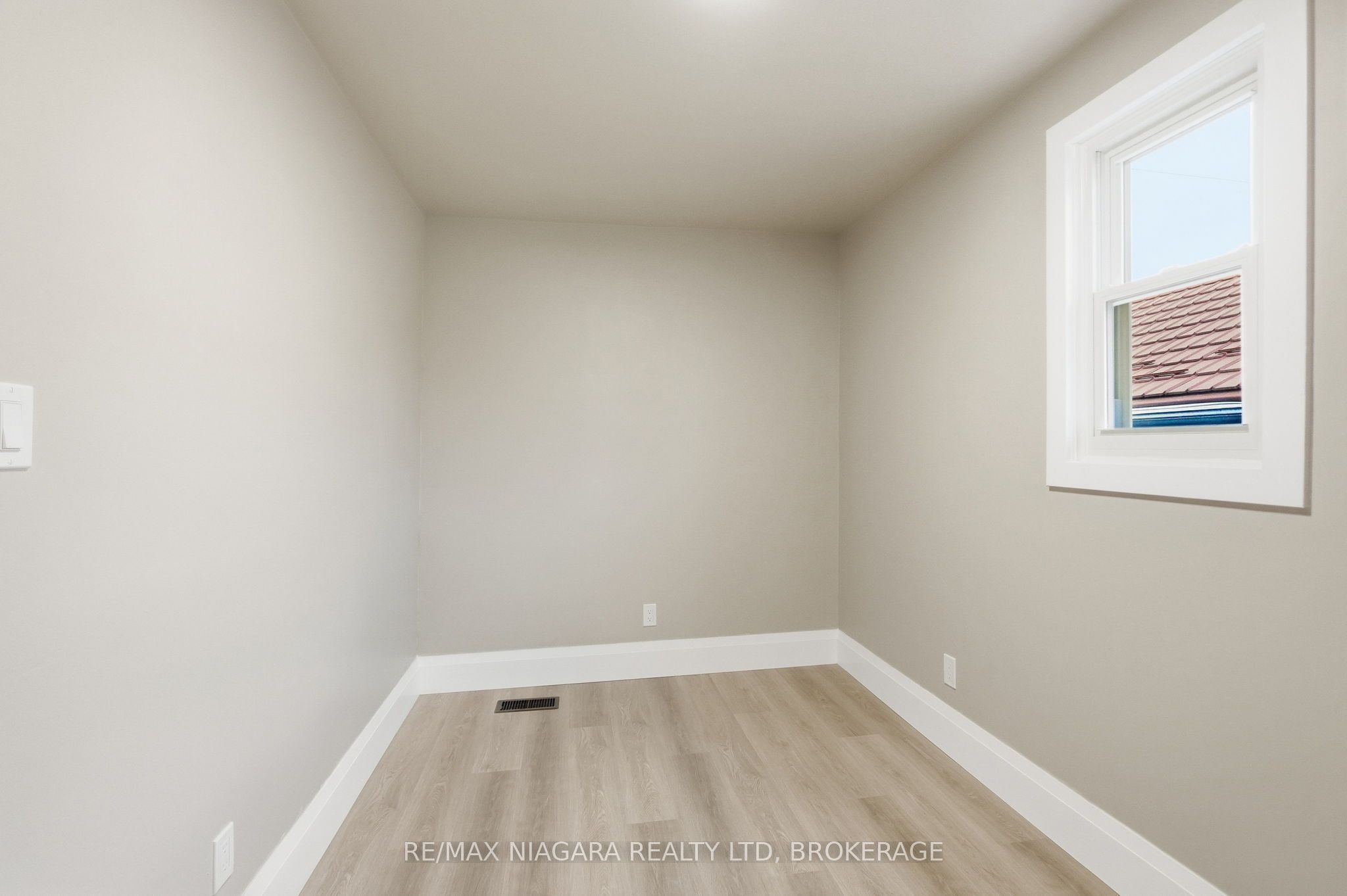 422 Brunswick Street Property Photo 14