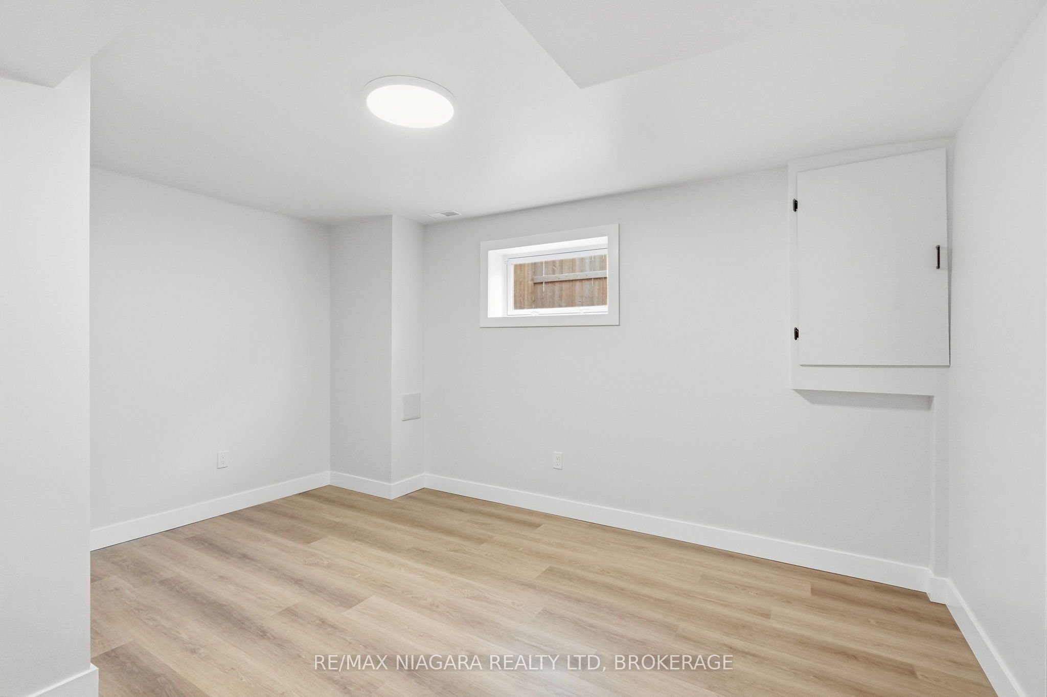 422 Brunswick Street Property Photo 30