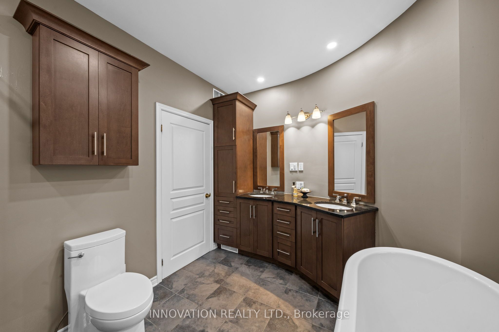 3599 Delson Drive Property Photo 31