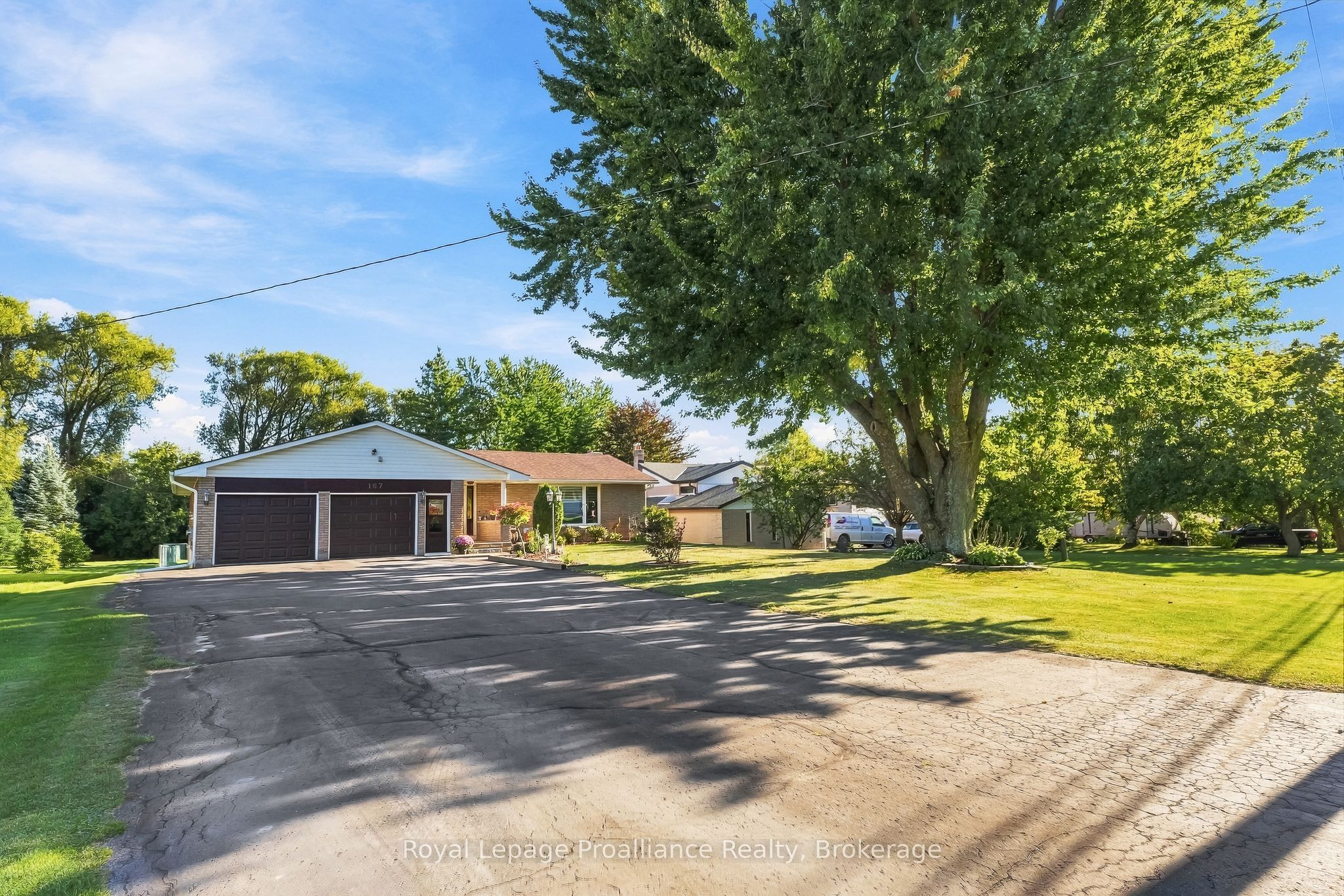167 Dundas Street Property Photo 2
