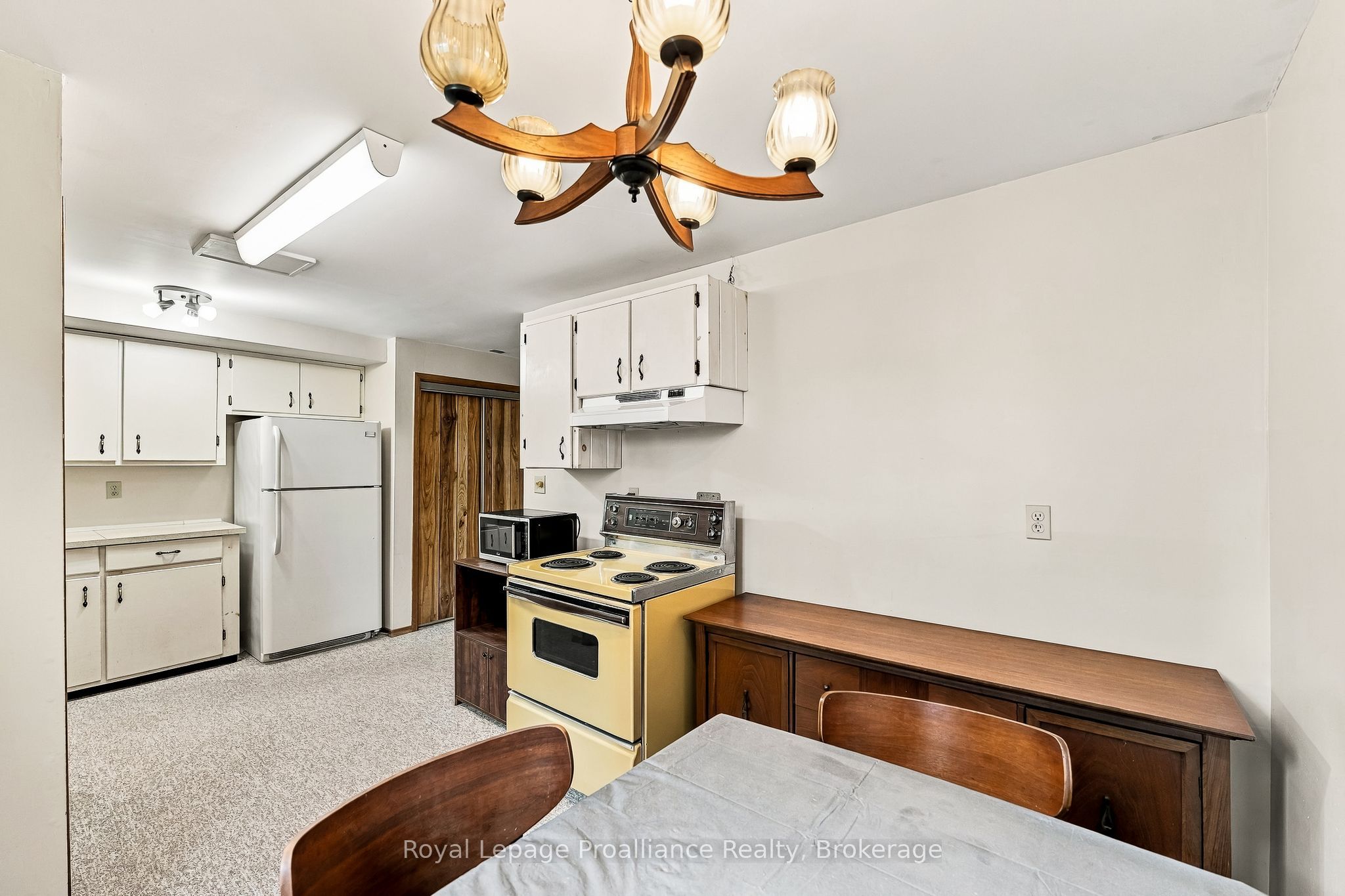 167 Dundas Street Property Photo 33