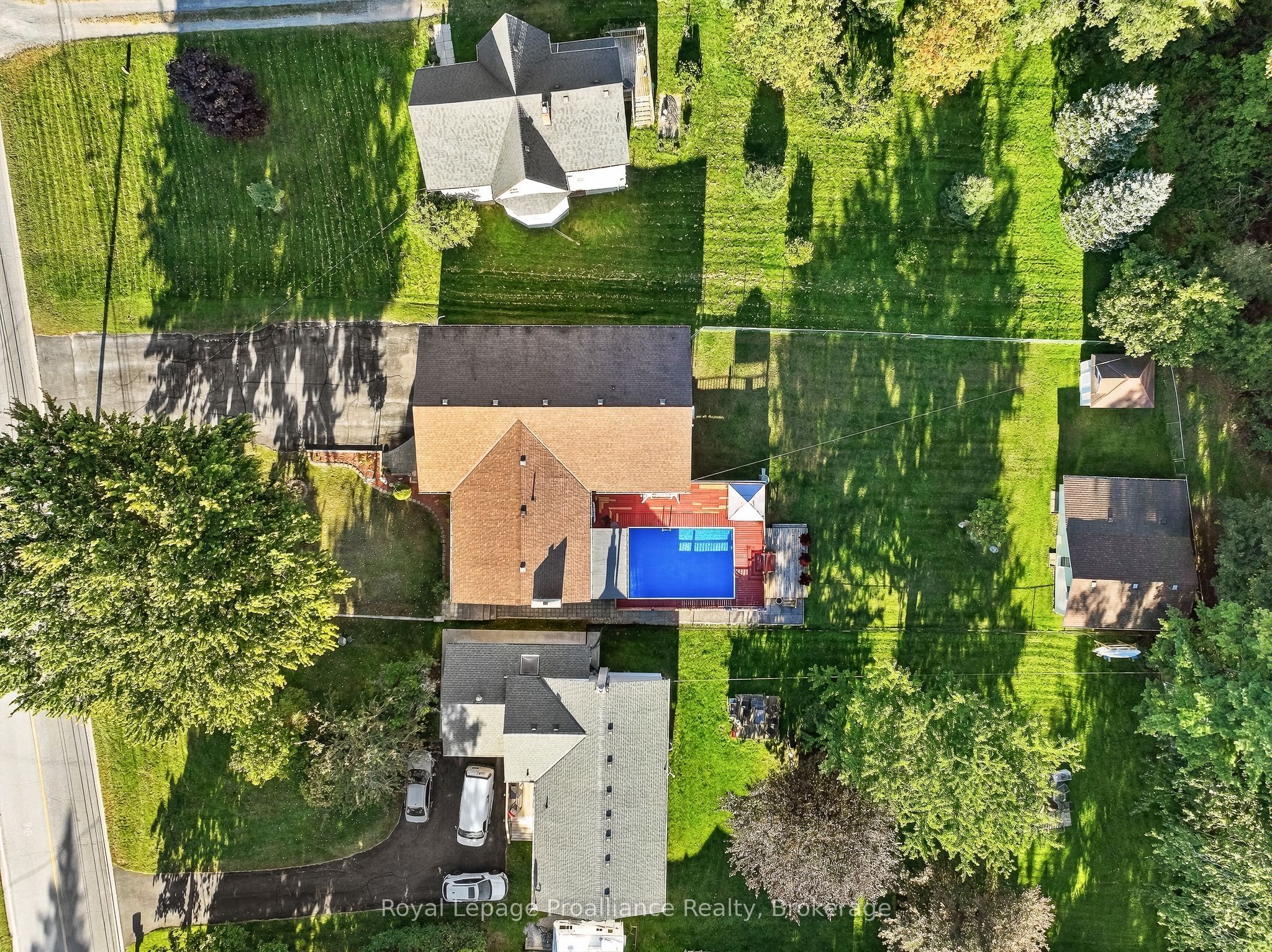 167 Dundas Street Property Photo 50