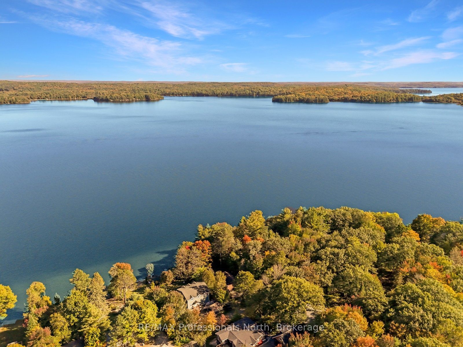 1035 Harvest Moon Lane Property Photo 4