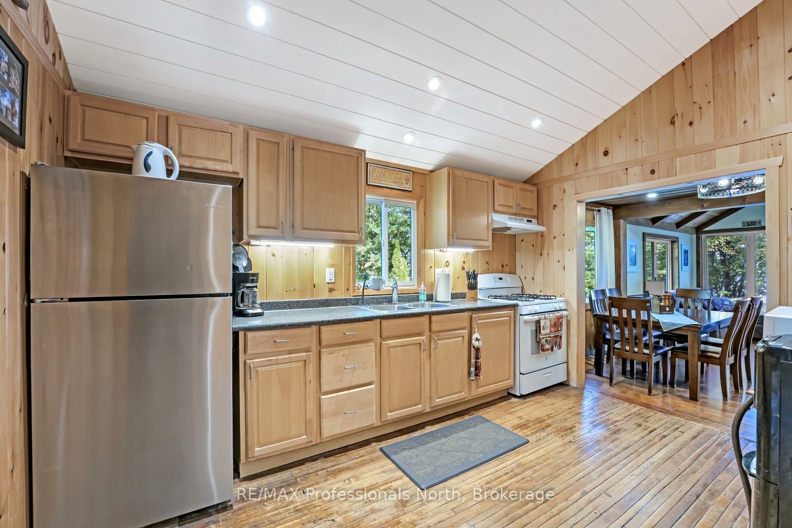 1035 Harvest Moon Lane Property Photo 12