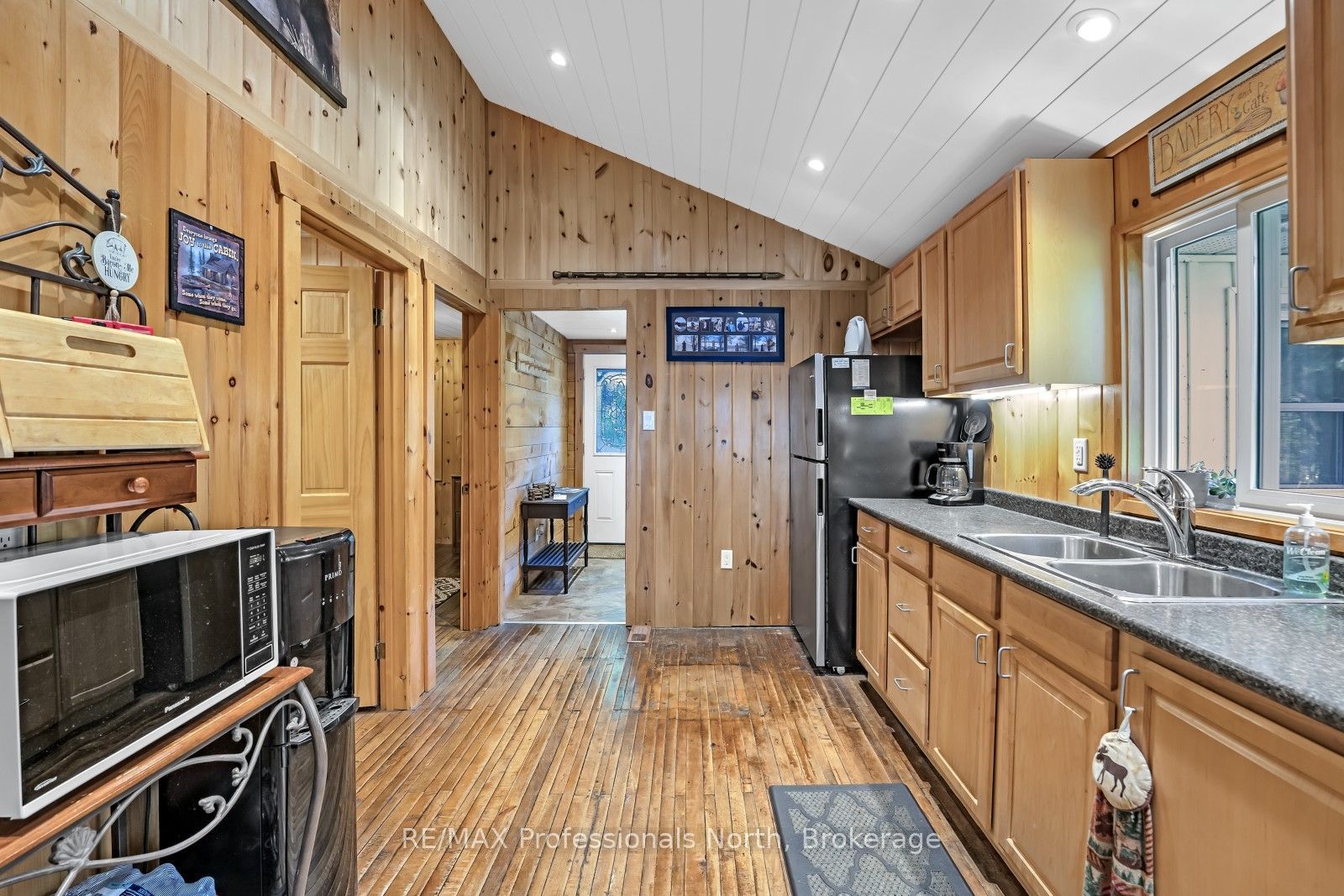 1035 Harvest Moon Lane Property Photo 13