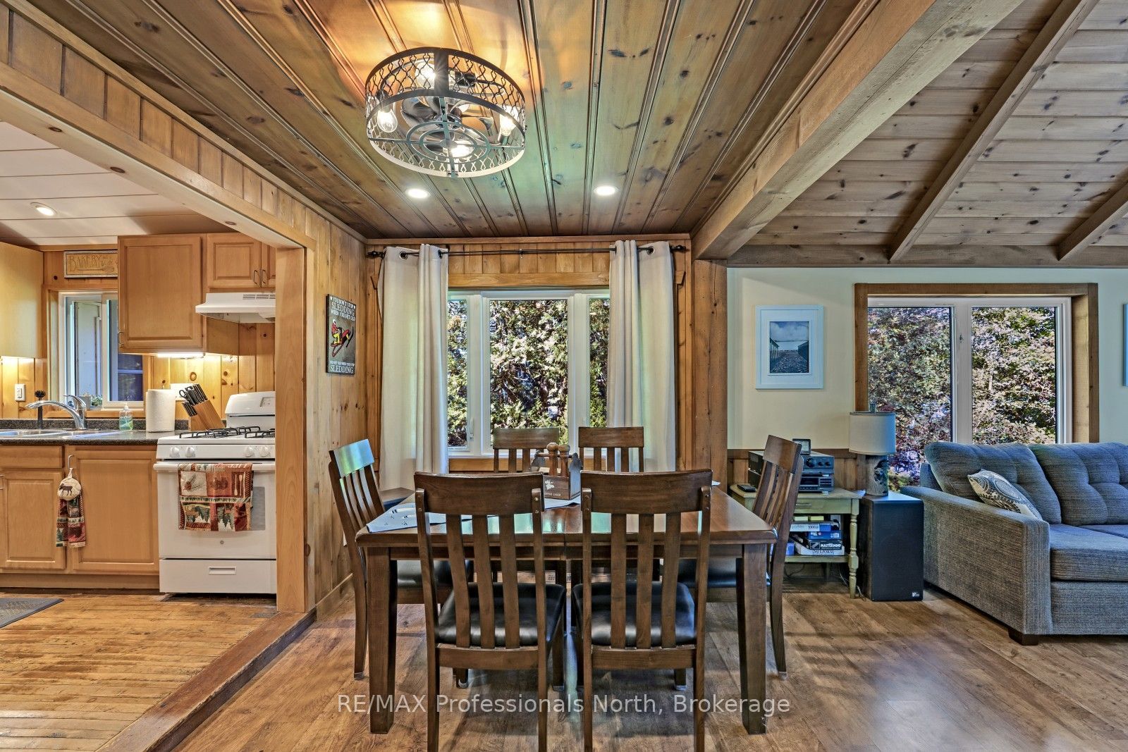 1035 Harvest Moon Lane Property Photo 14