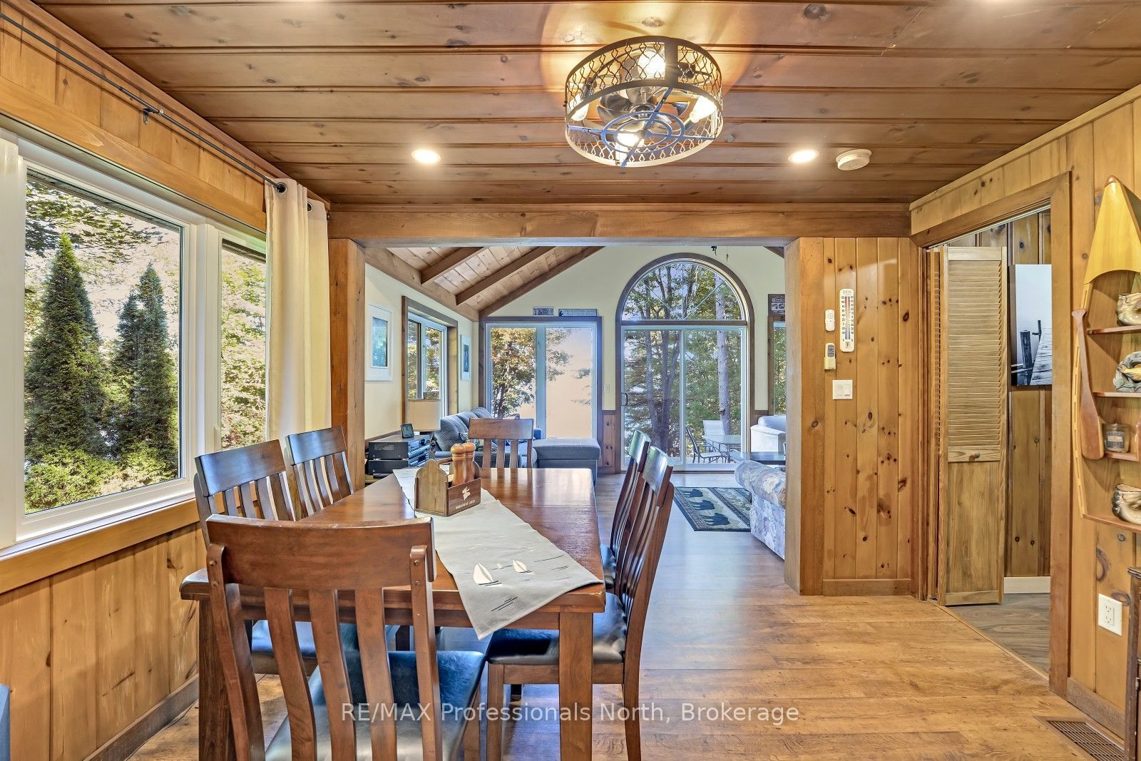 1035 Harvest Moon Lane Property Photo 17