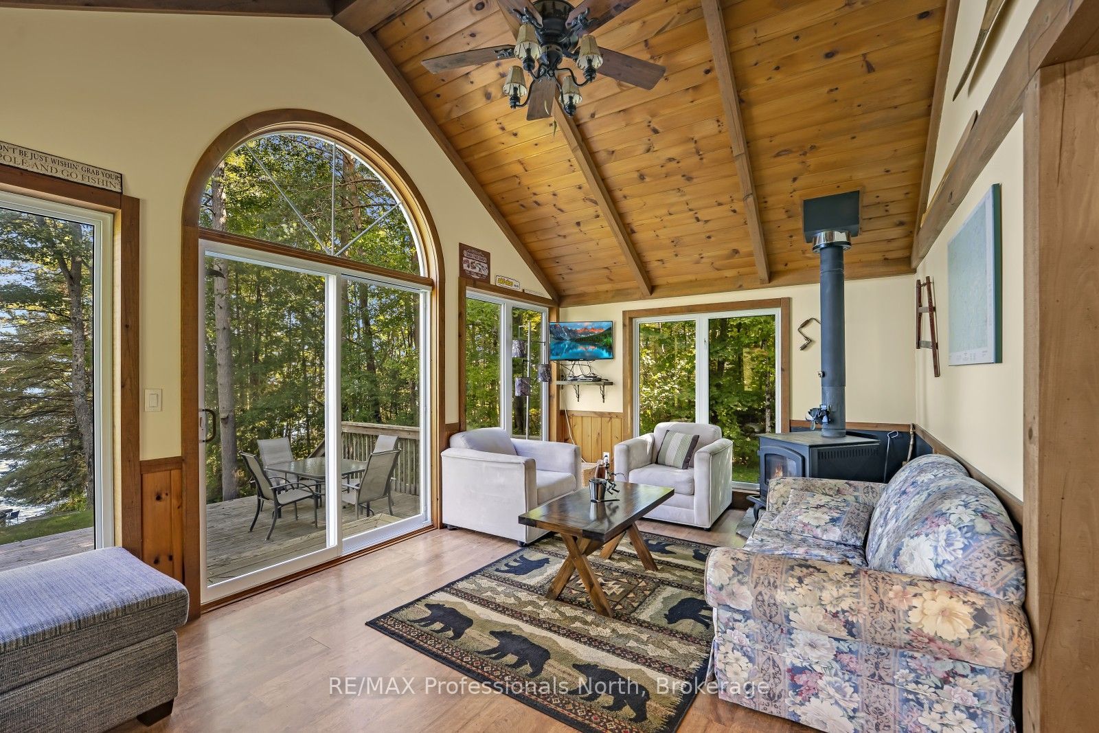 1035 Harvest Moon Lane Property Photo 21