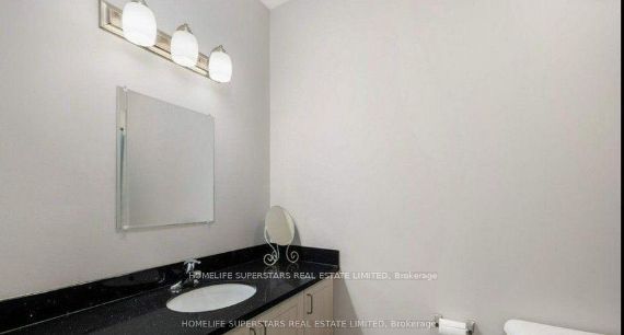 501 Frontenac Street 312 Property Photo 3