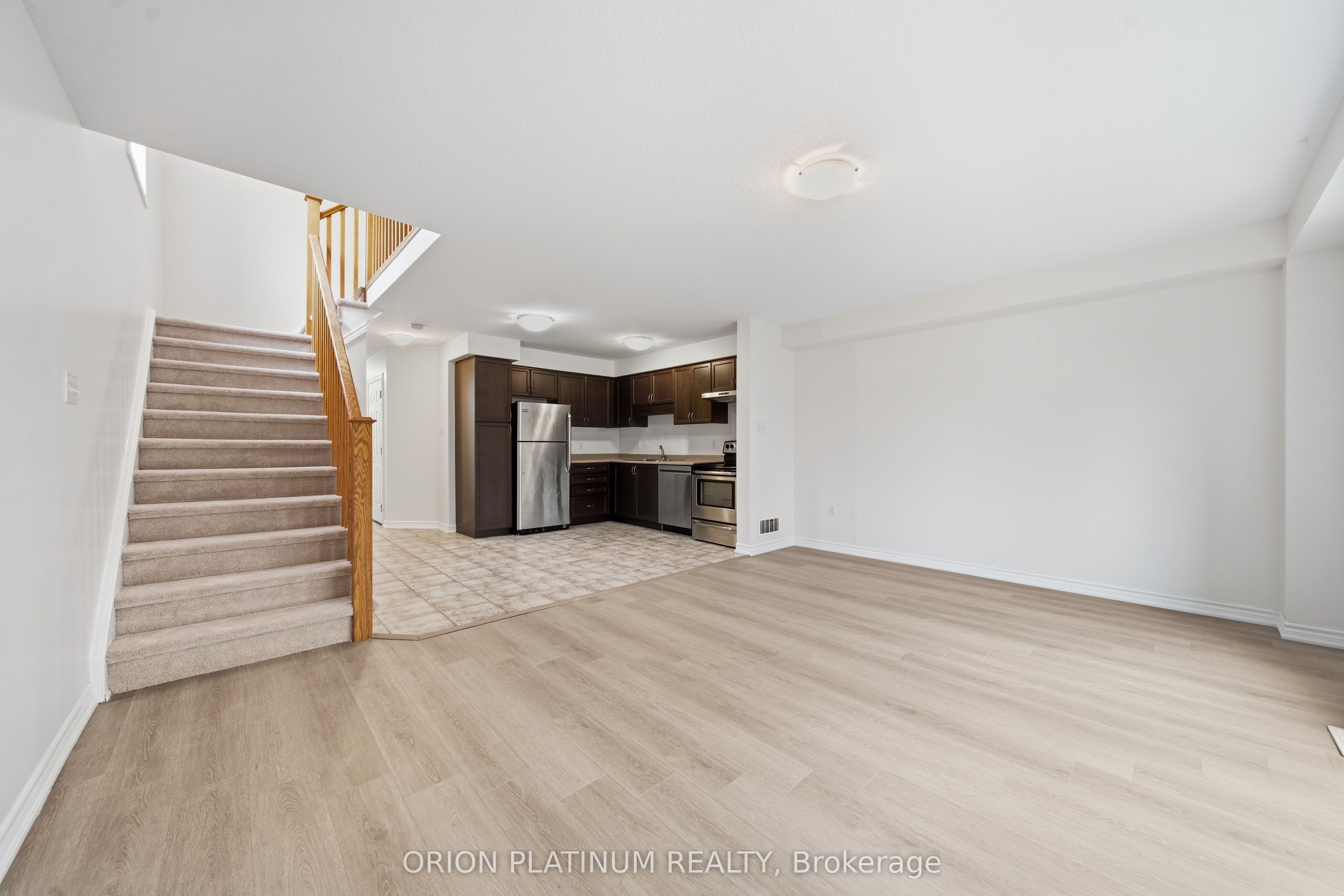 15 Kingsbury Square Property Photo 11
