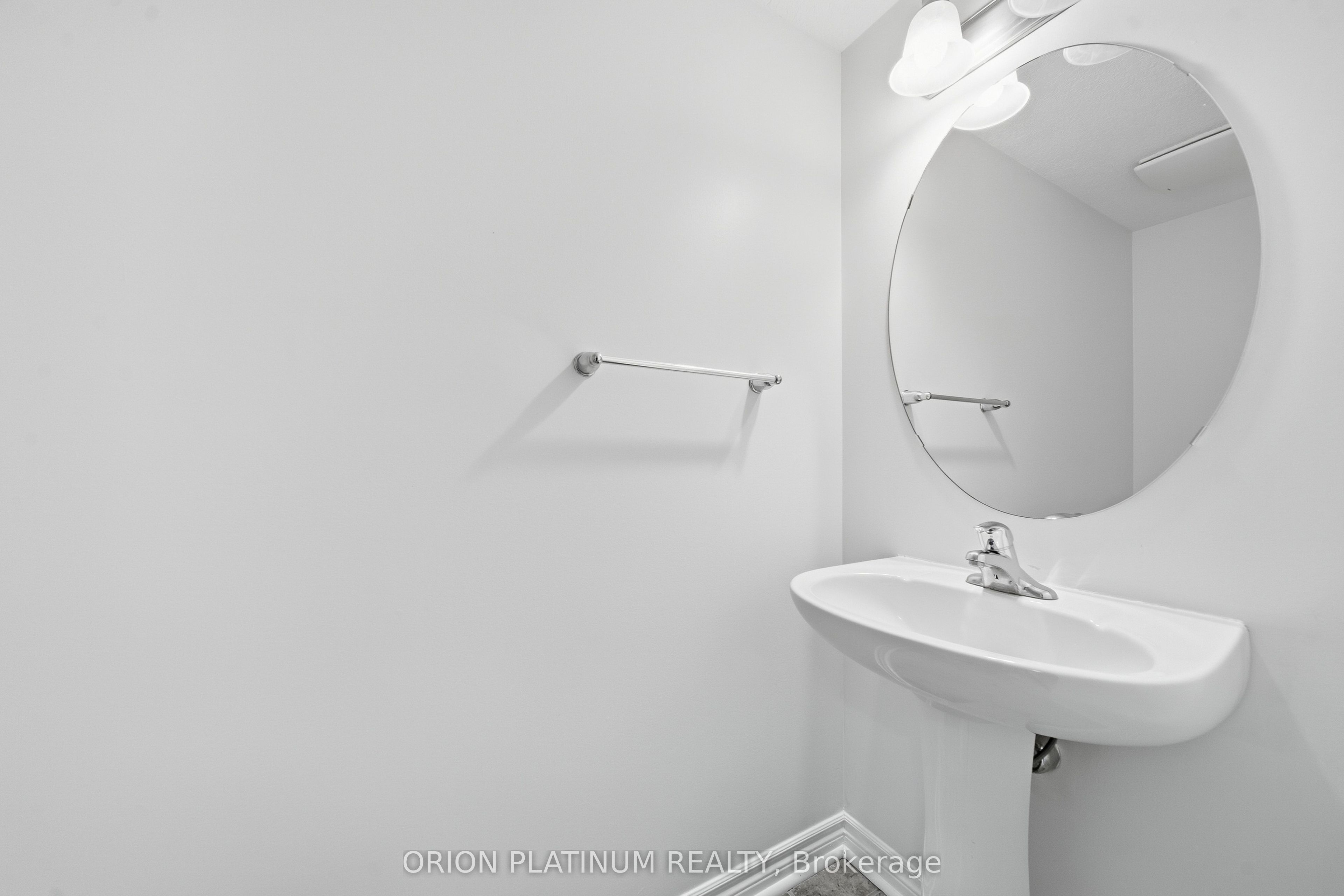 15 Kingsbury Square Property Photo 12
