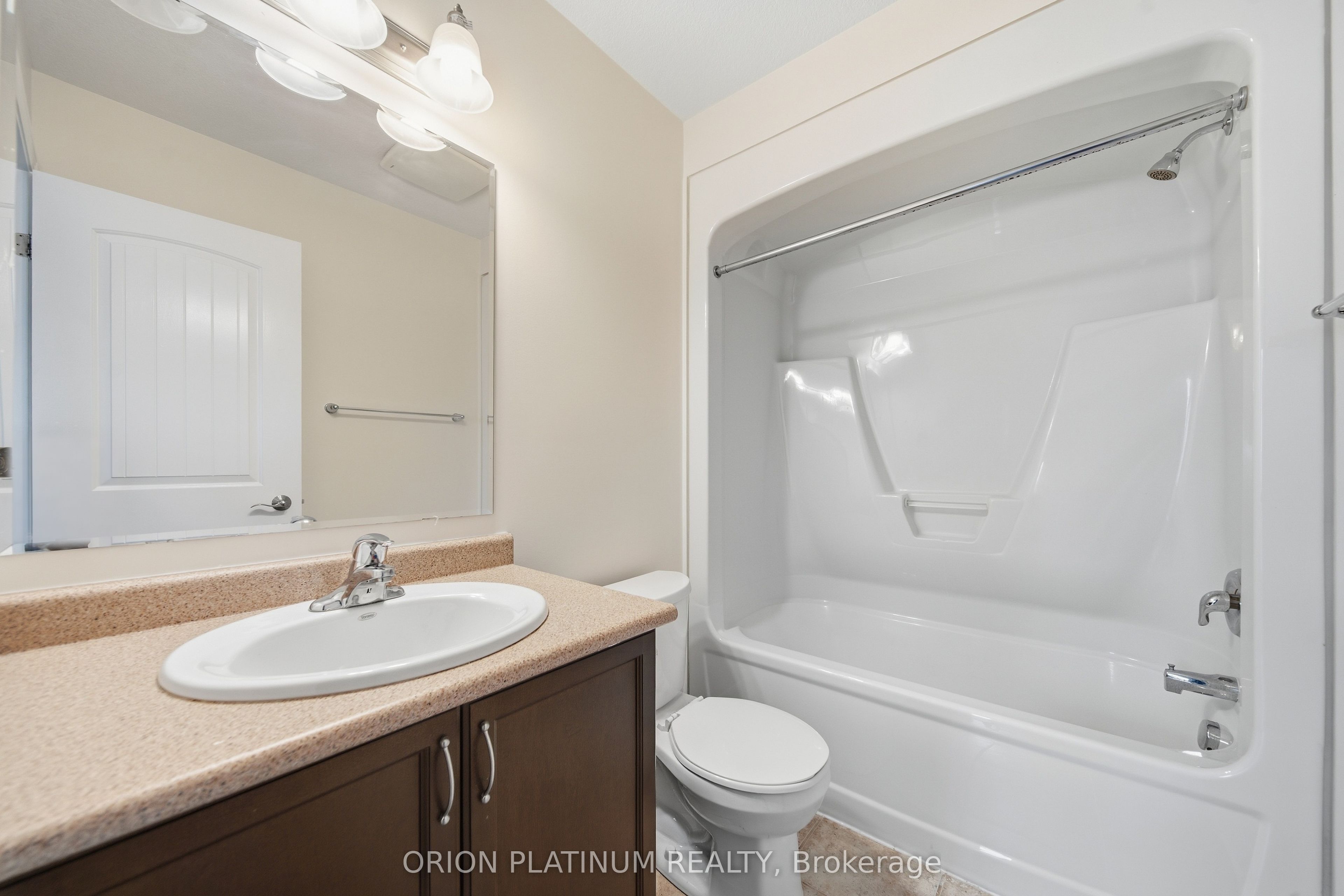 15 Kingsbury Square Property Photo 18
