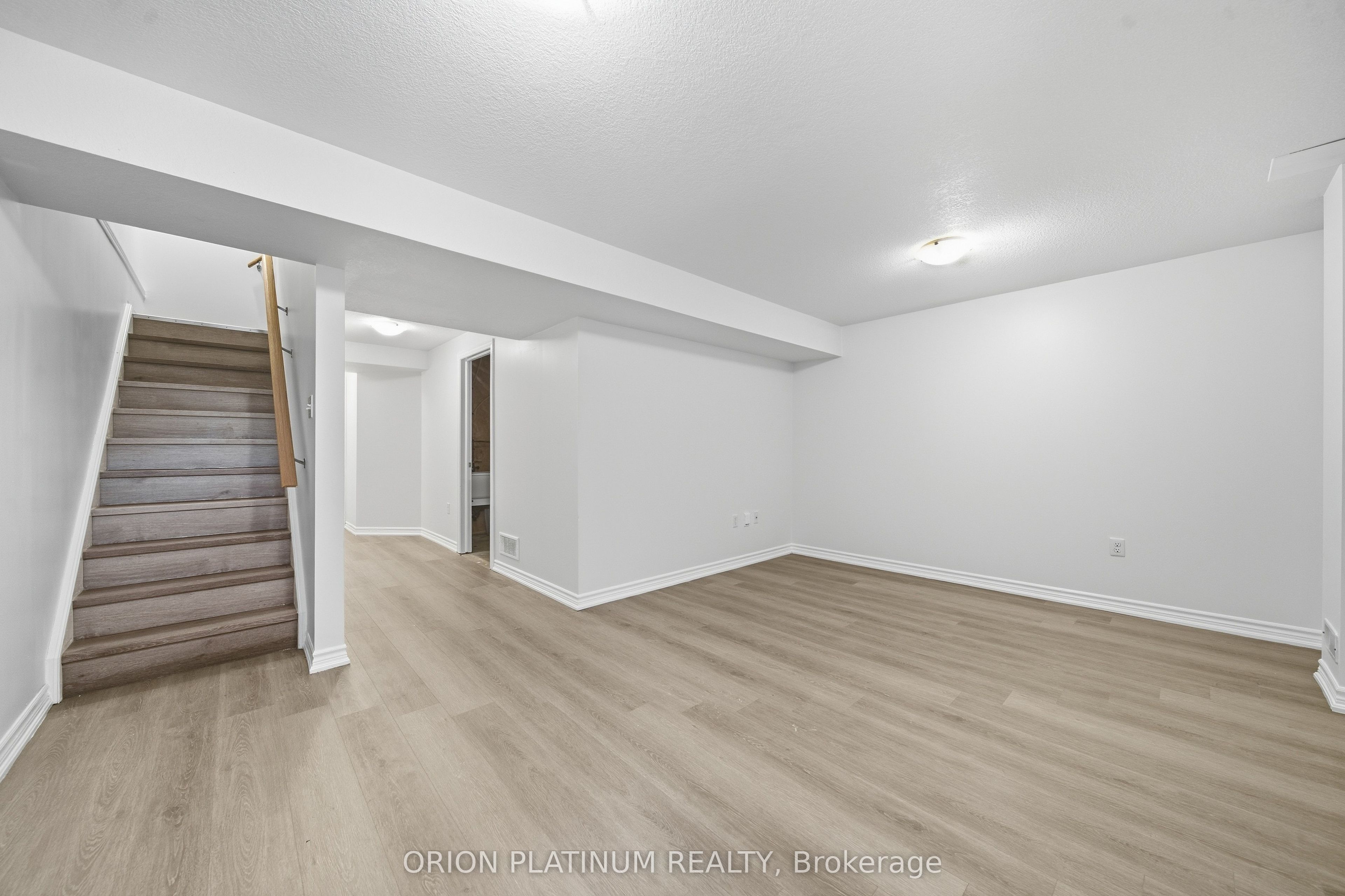 15 Kingsbury Square Property Photo 24