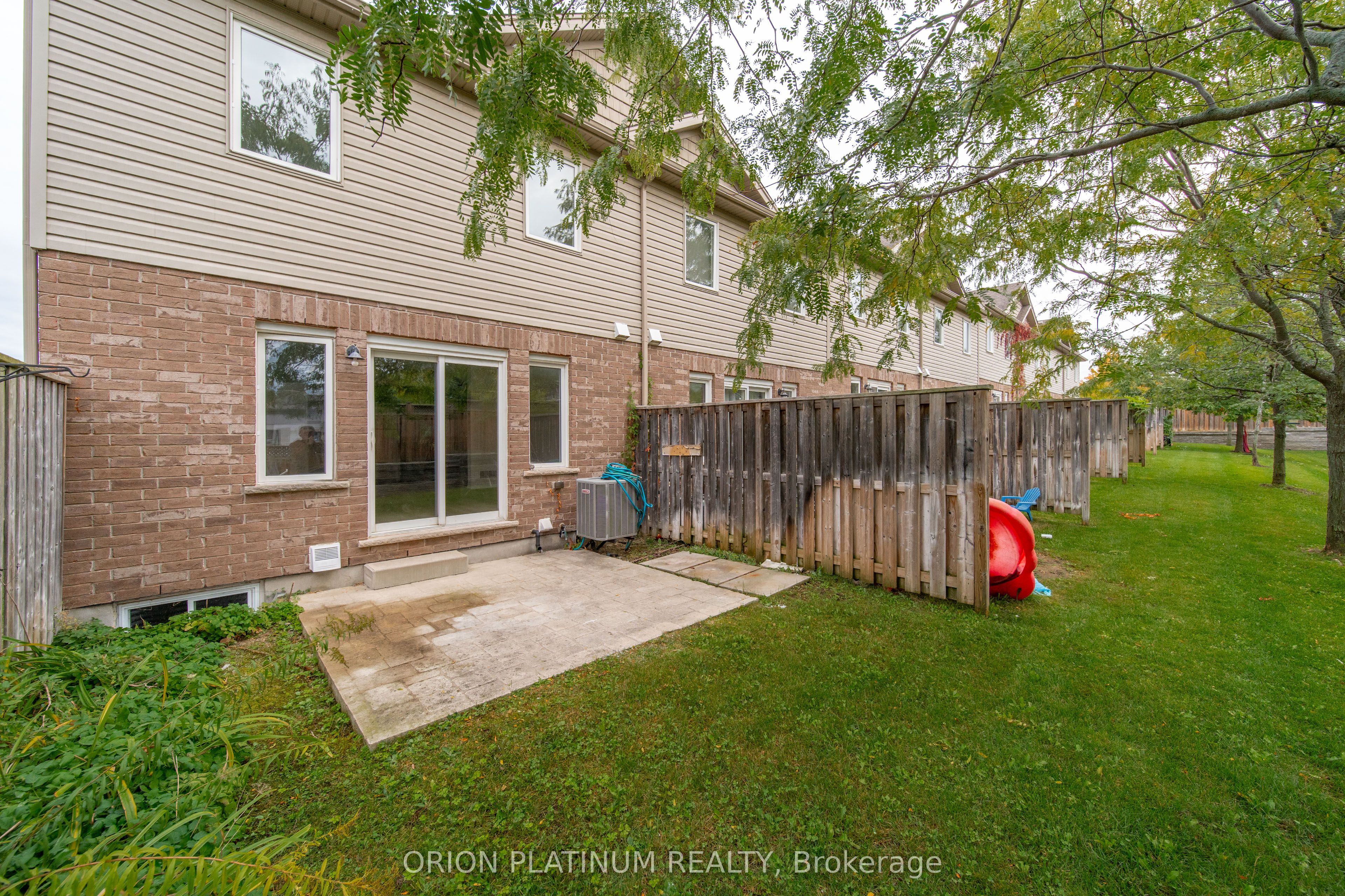 15 Kingsbury Square Property Photo 29