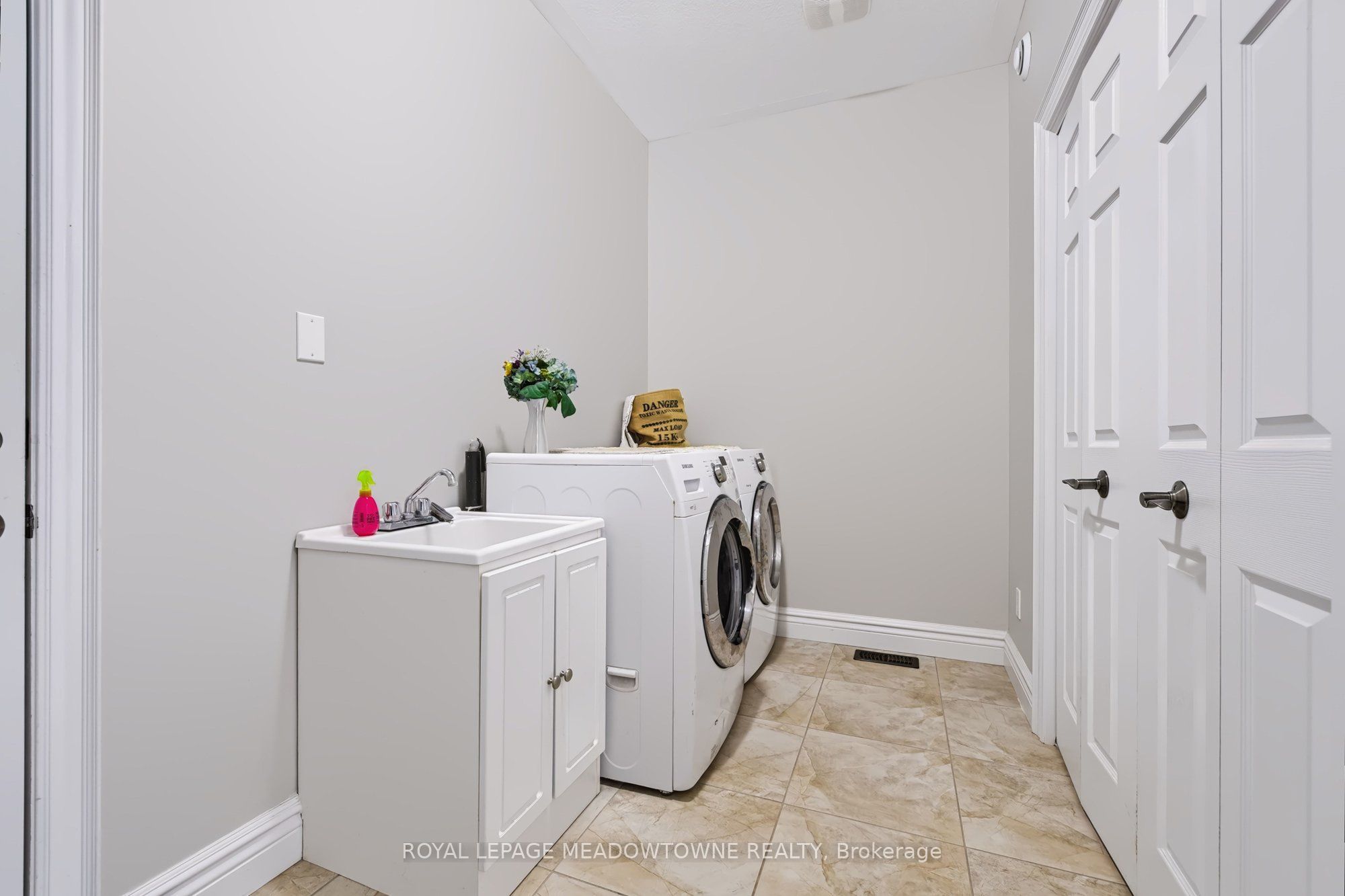50 Stewart Drive Property Photo 36