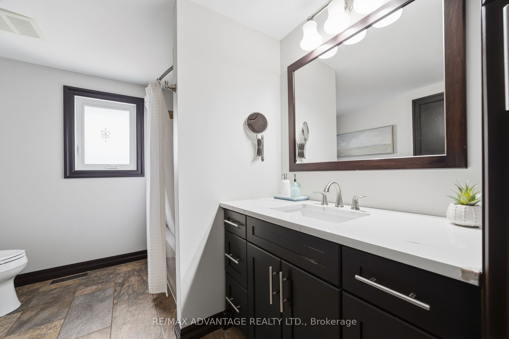 43 Lynngate Grove Property Photo 21