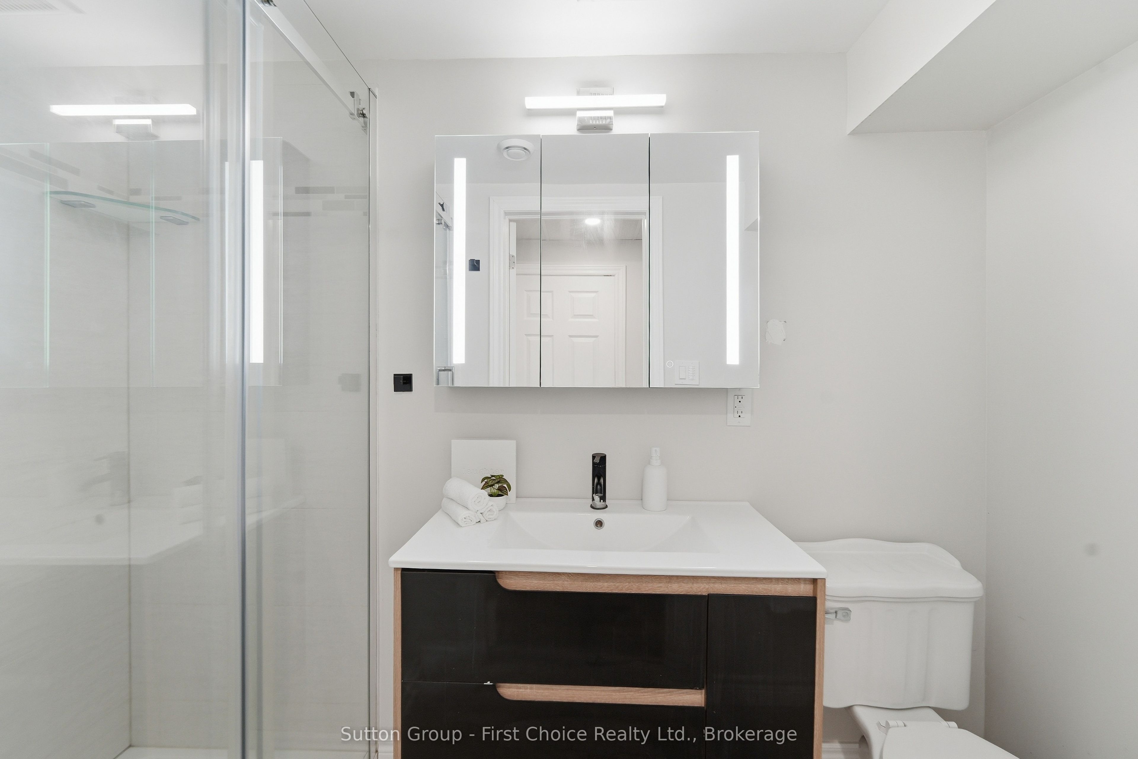 151 Woods Street Property Photo 38