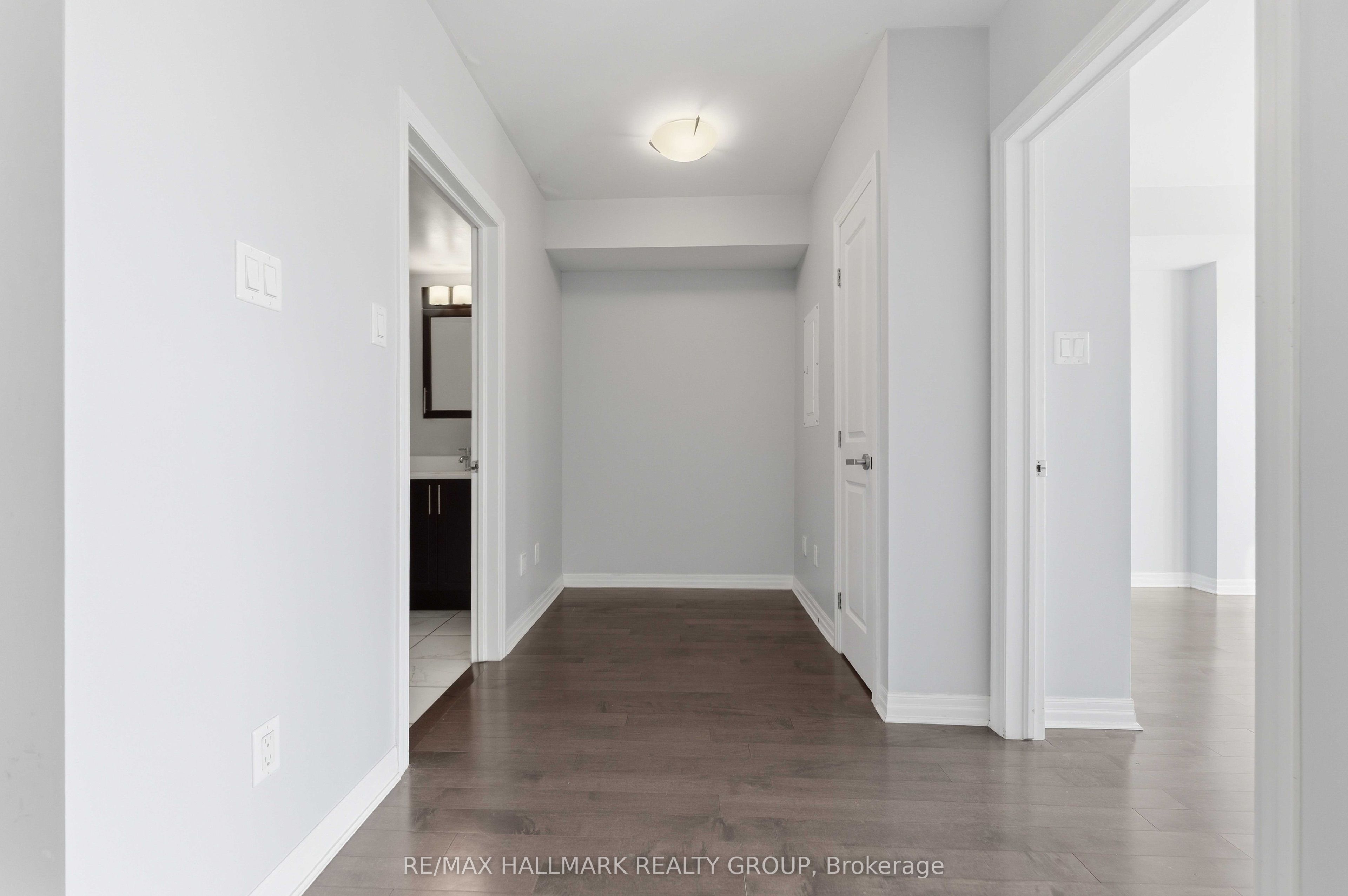 195 Besserer Street 1402 Property Photo 14