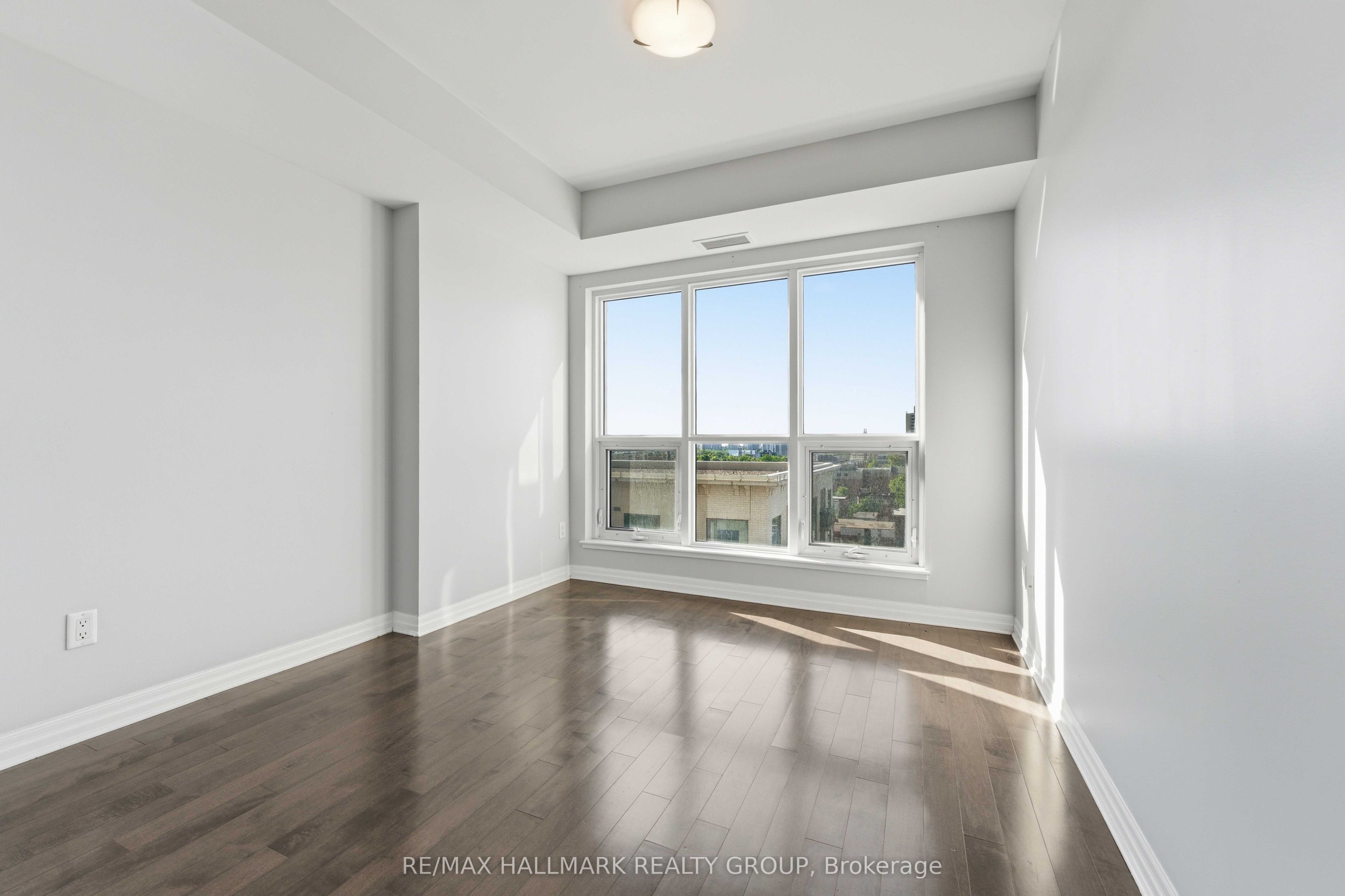 195 Besserer Street 1402 Property Photo 29