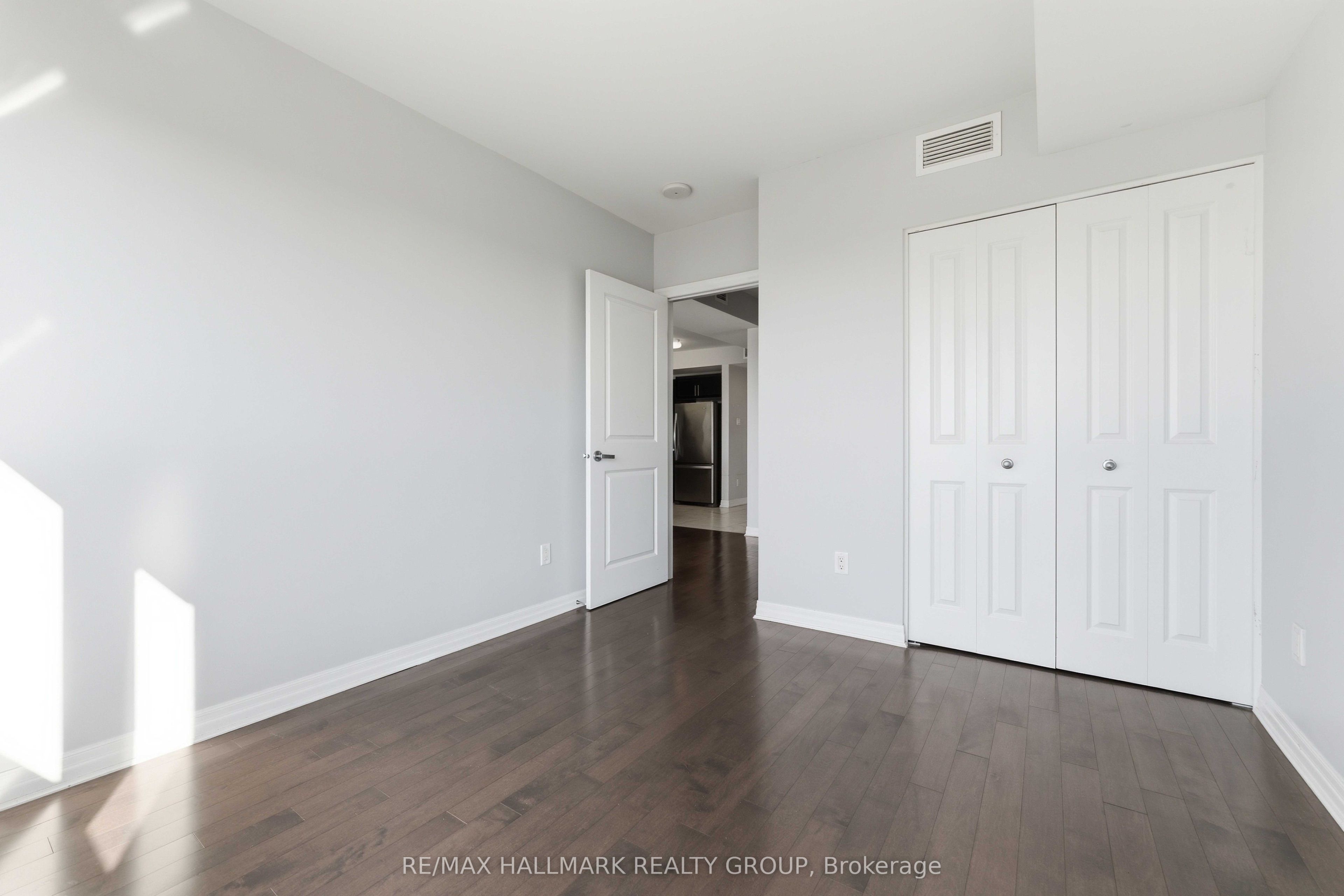 195 Besserer Street 1402 Property Photo 32