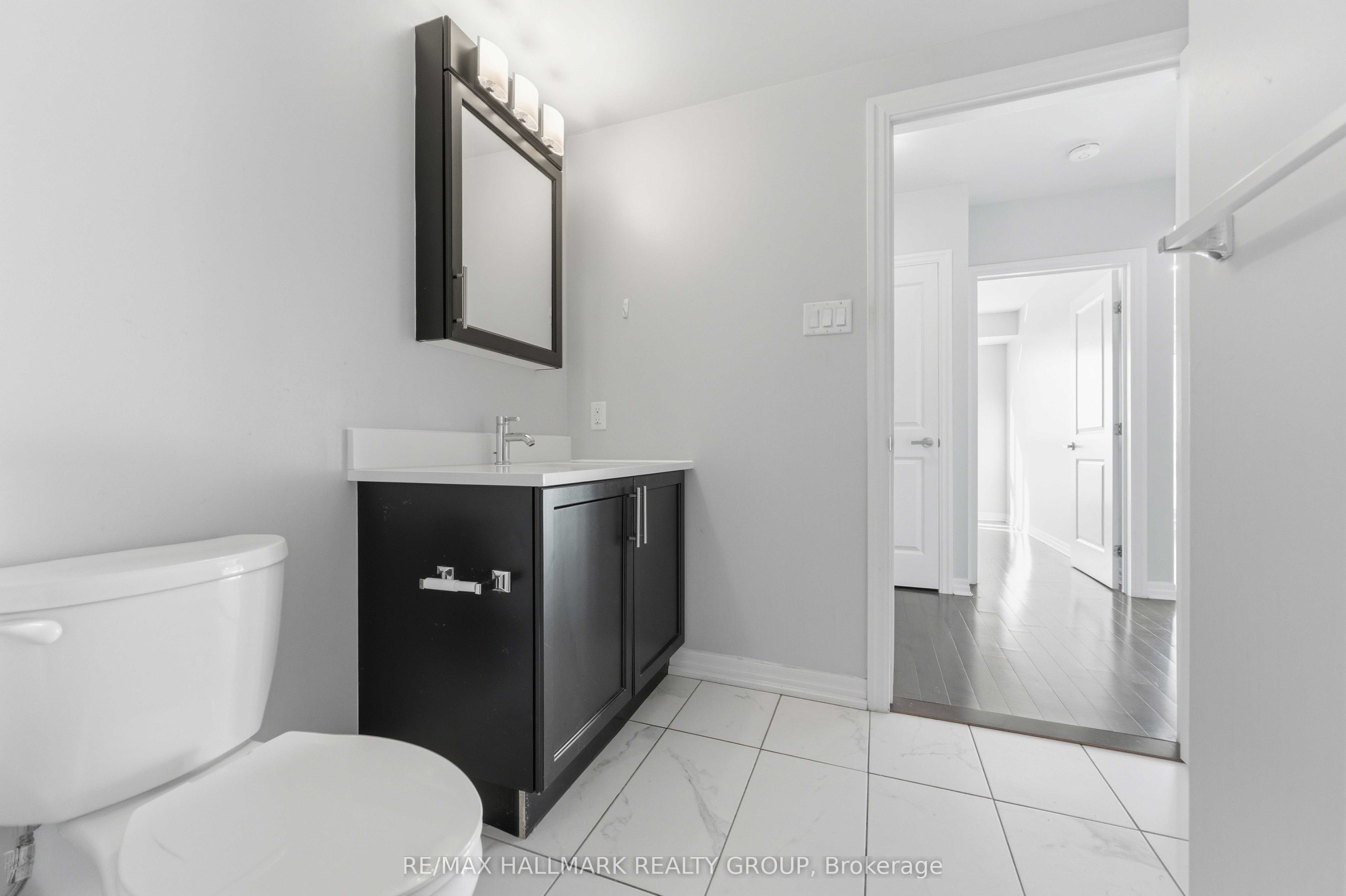 195 Besserer Street 1402 Property Photo 35