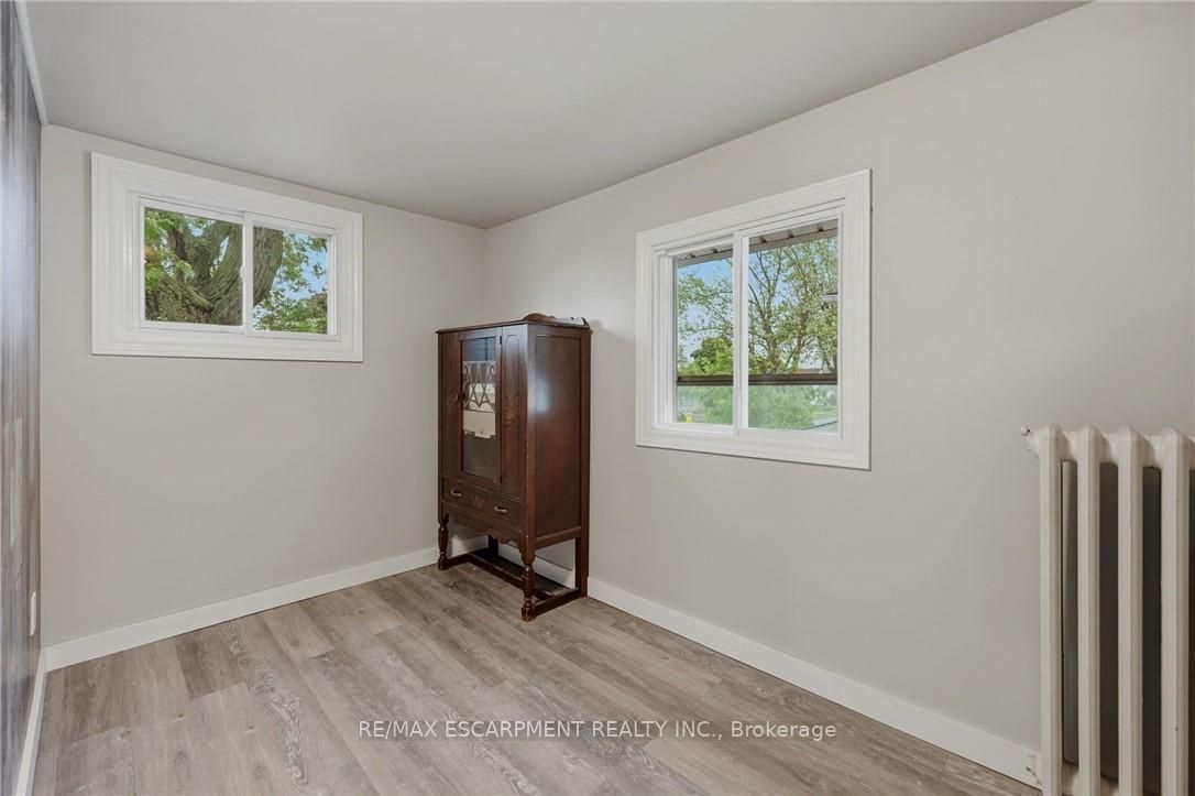 458 Davis Street Property Photo 31