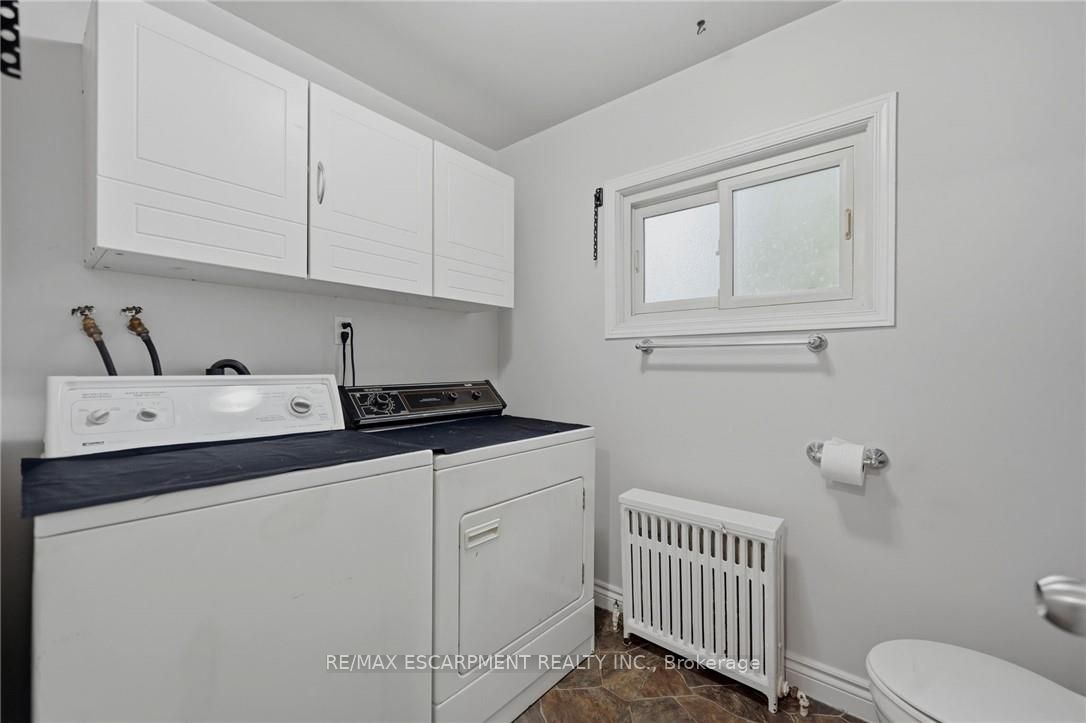 458 Davis Street Property Photo 35
