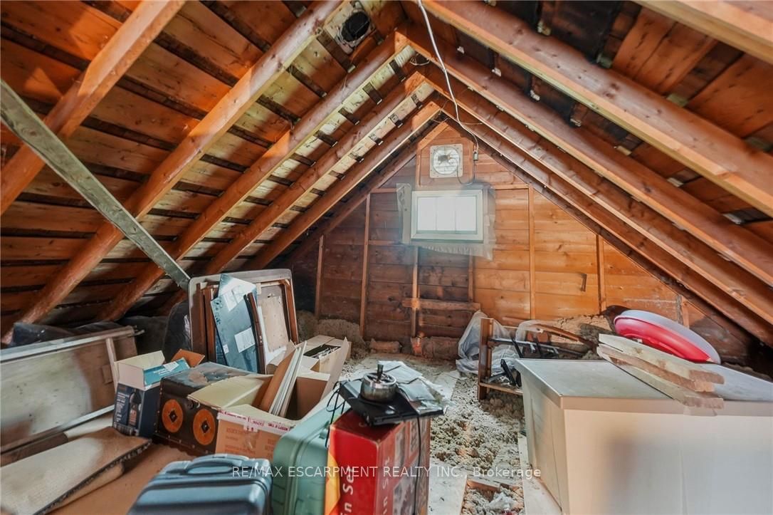 458 Davis Street Property Photo 37