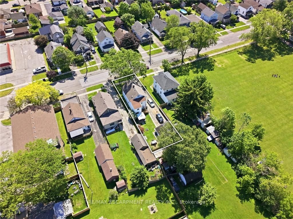 458 Davis Street Property Photo 49