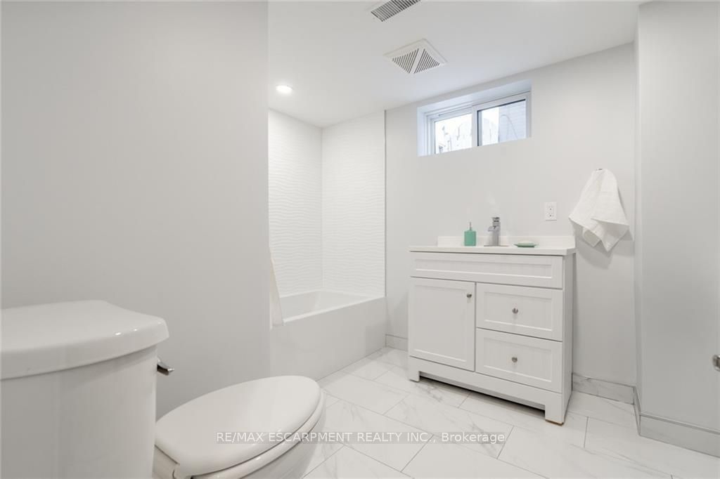 58 Sandalwood Avenue Property Photo 33