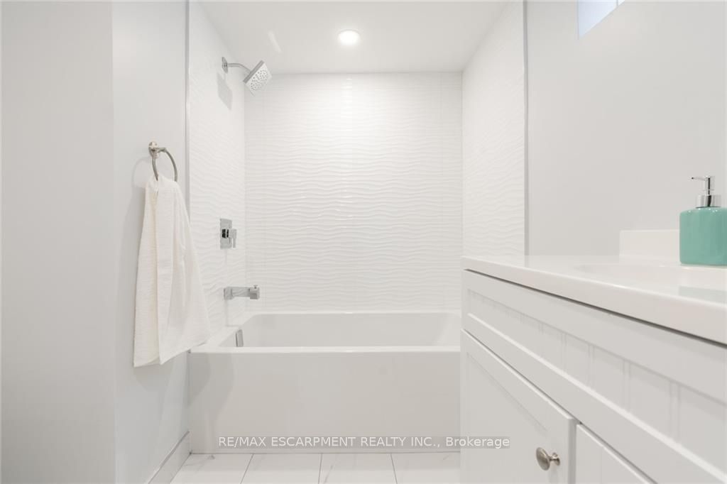 58 Sandalwood Avenue Property Photo 34