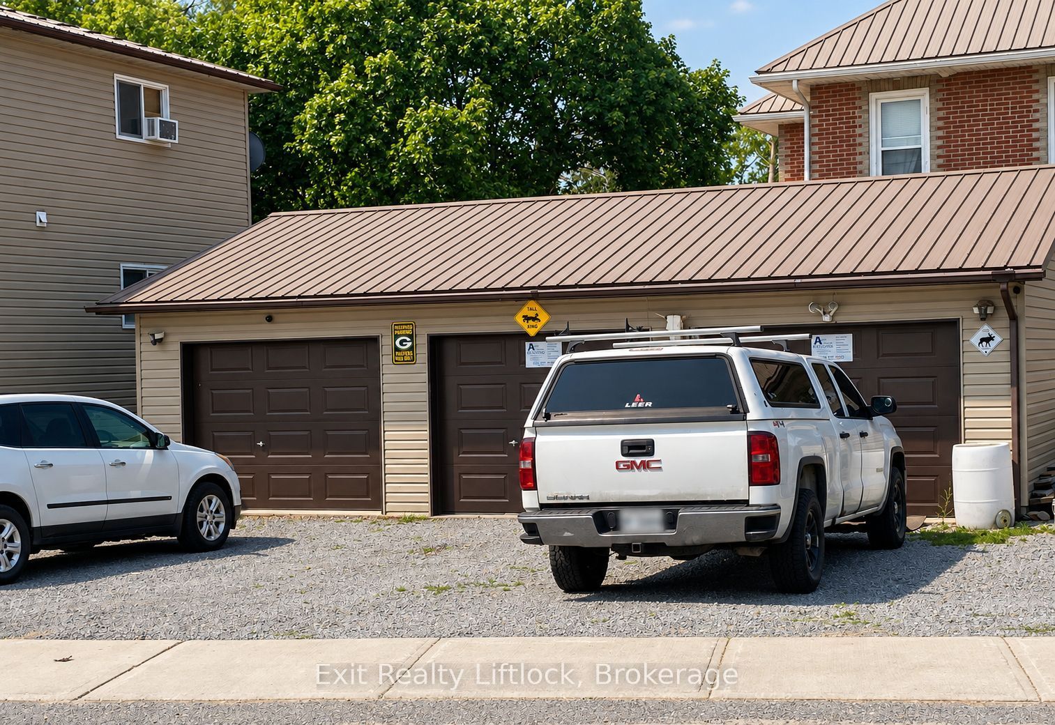 18 Helen Street Property Photo 2