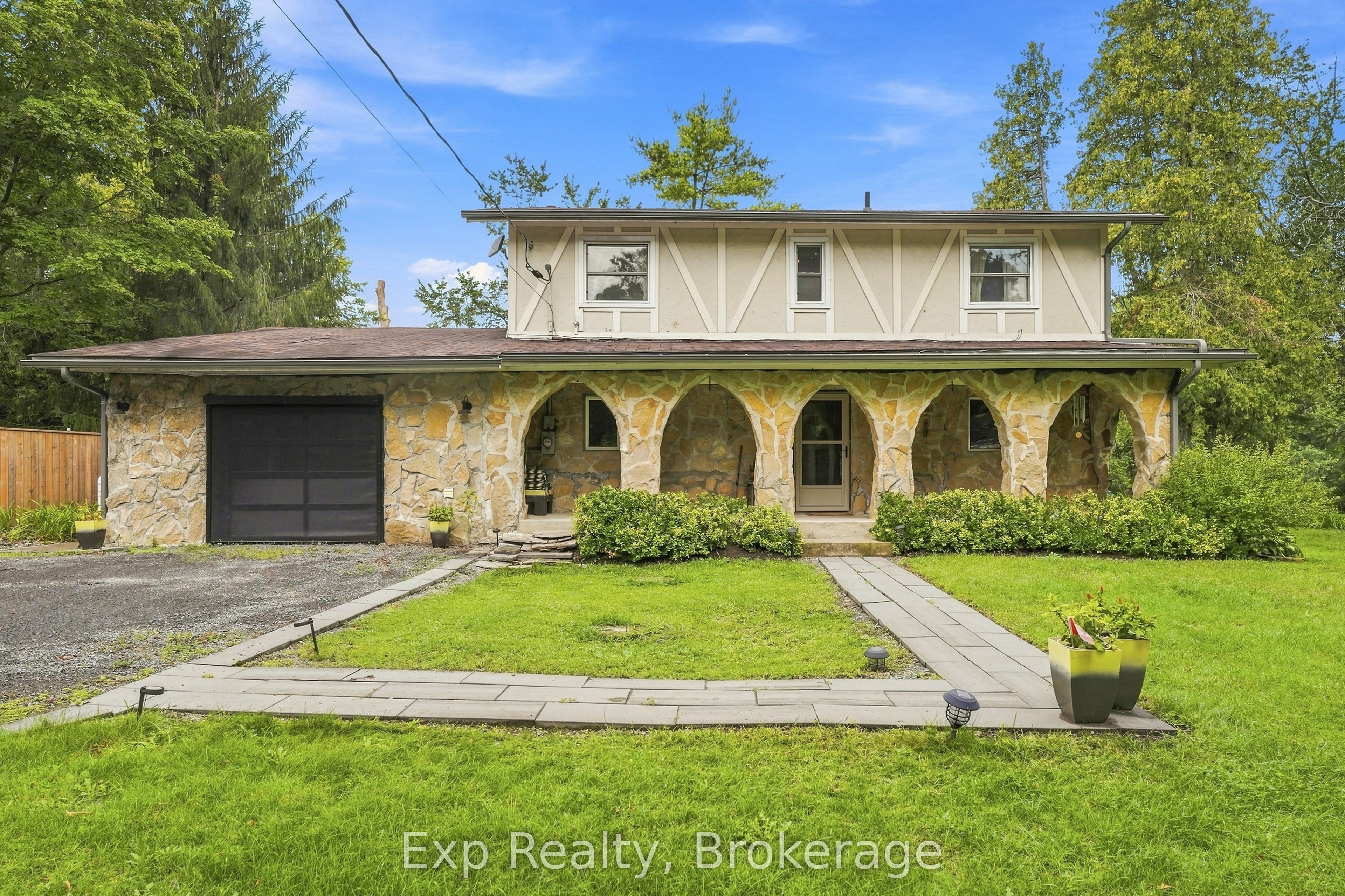 587 Scuttlehole Road Property Photo 2