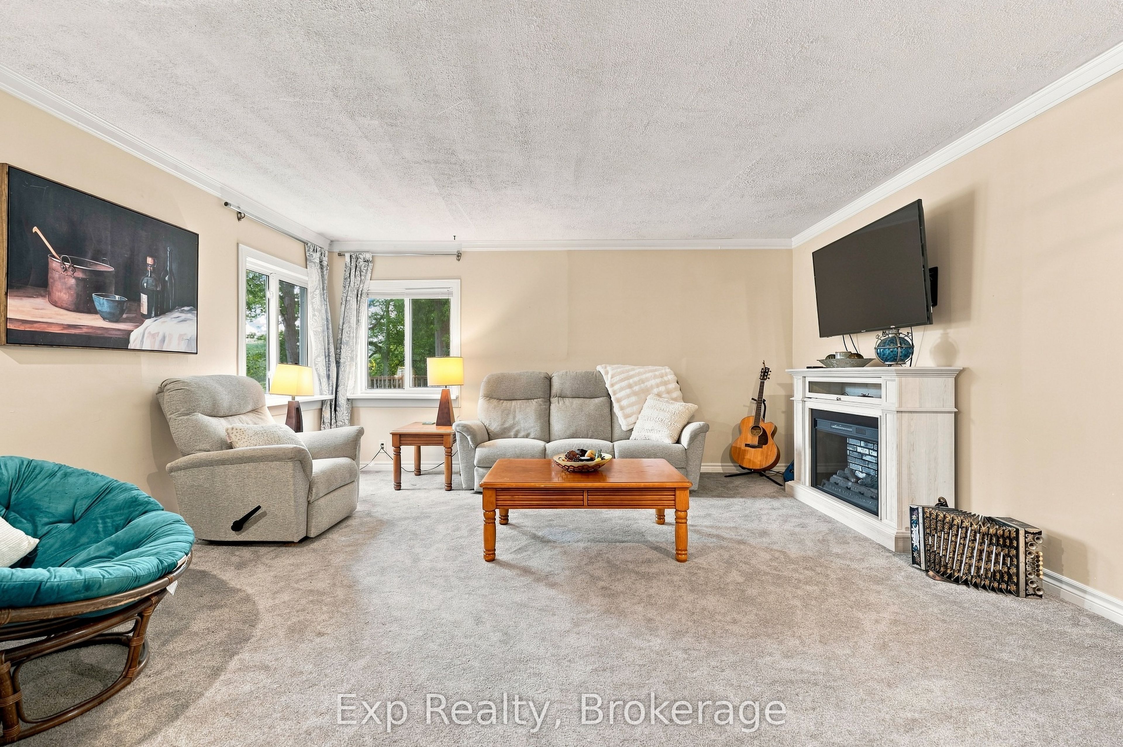 587 Scuttlehole Road Property Photo 12