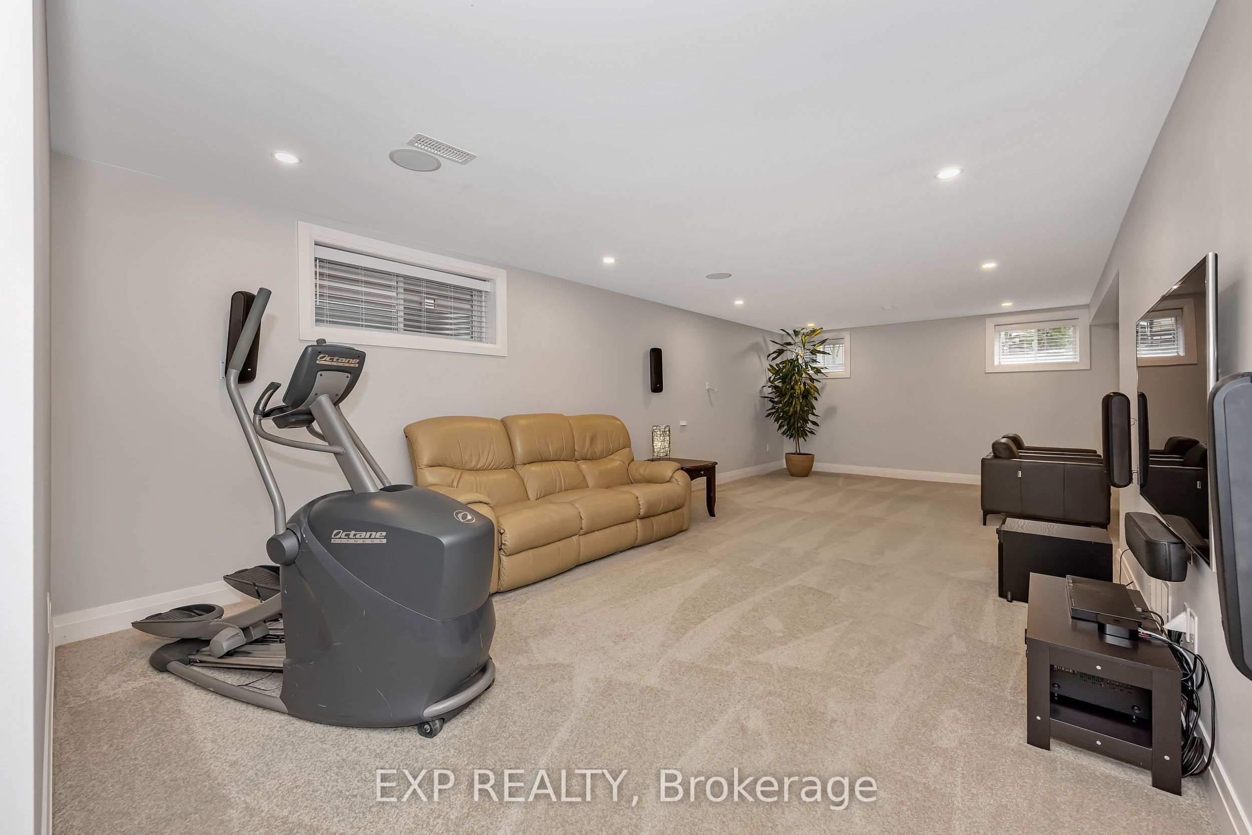 280 Big Dipper Street Property Photo 26