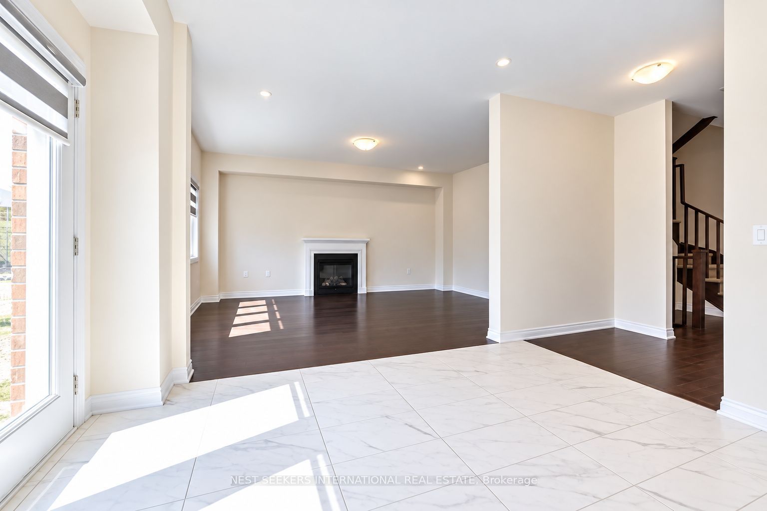 105 Waters Way Property Photo 4