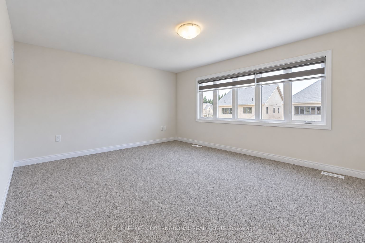 105 Waters Way Property Photo 8