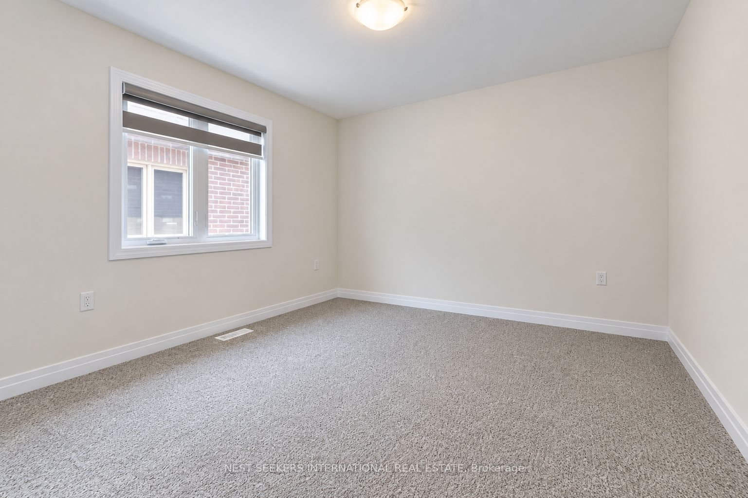 105 Waters Way Property Photo 10