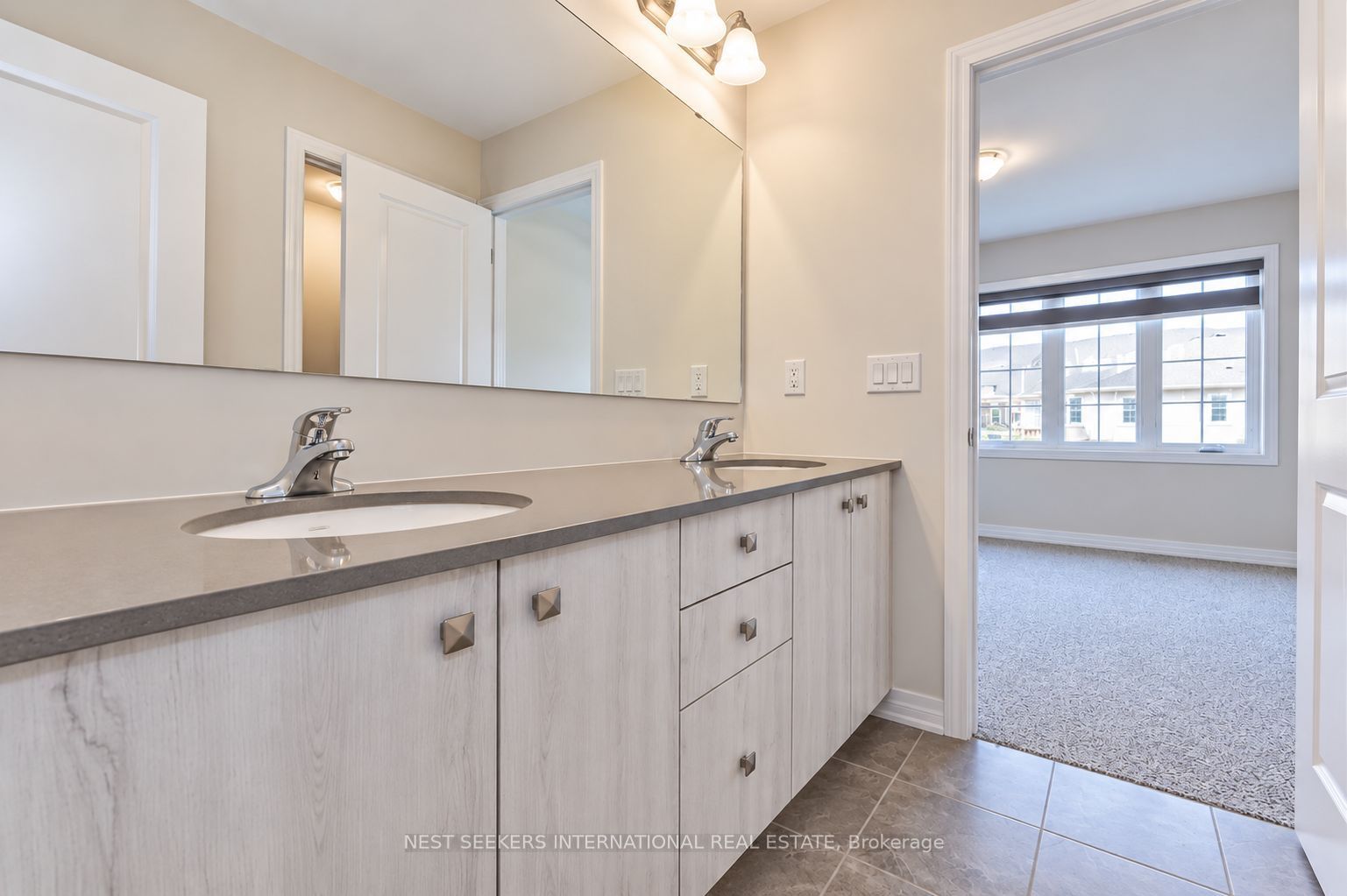 105 Waters Way Property Photo 11