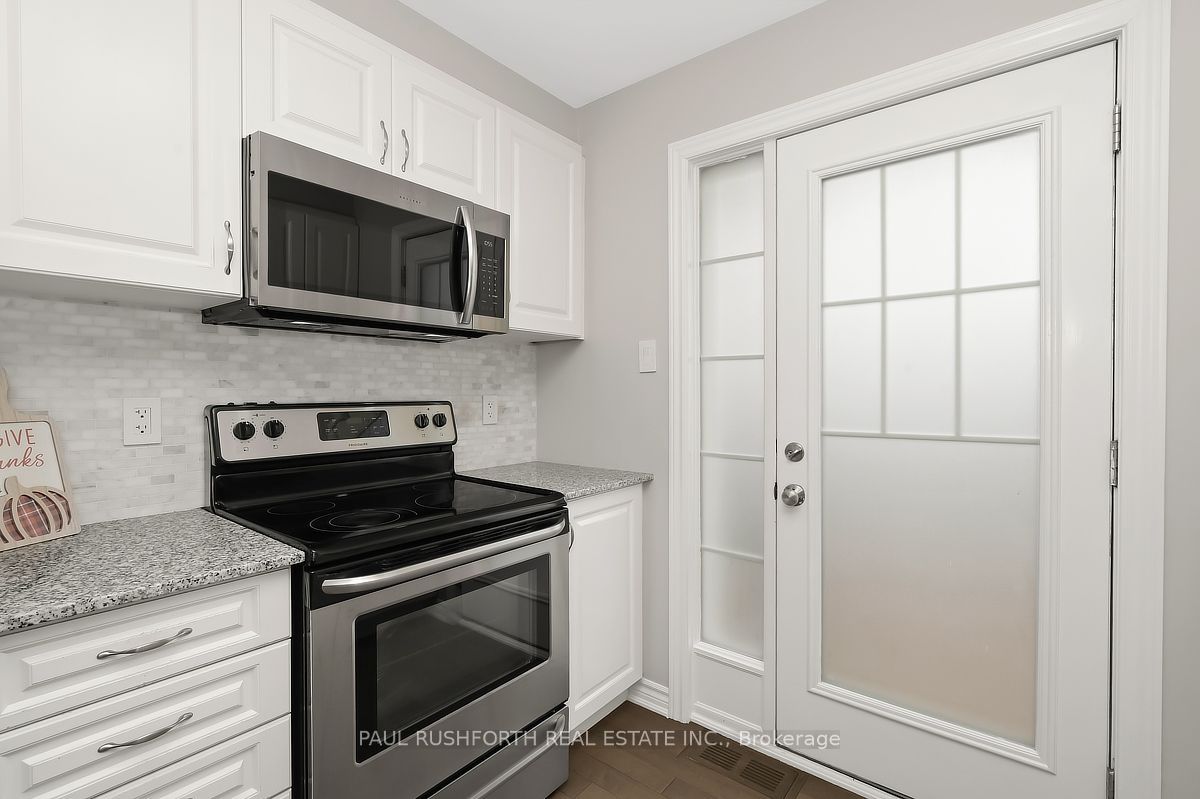 375 Sweetfern Crescent Property Photo 13