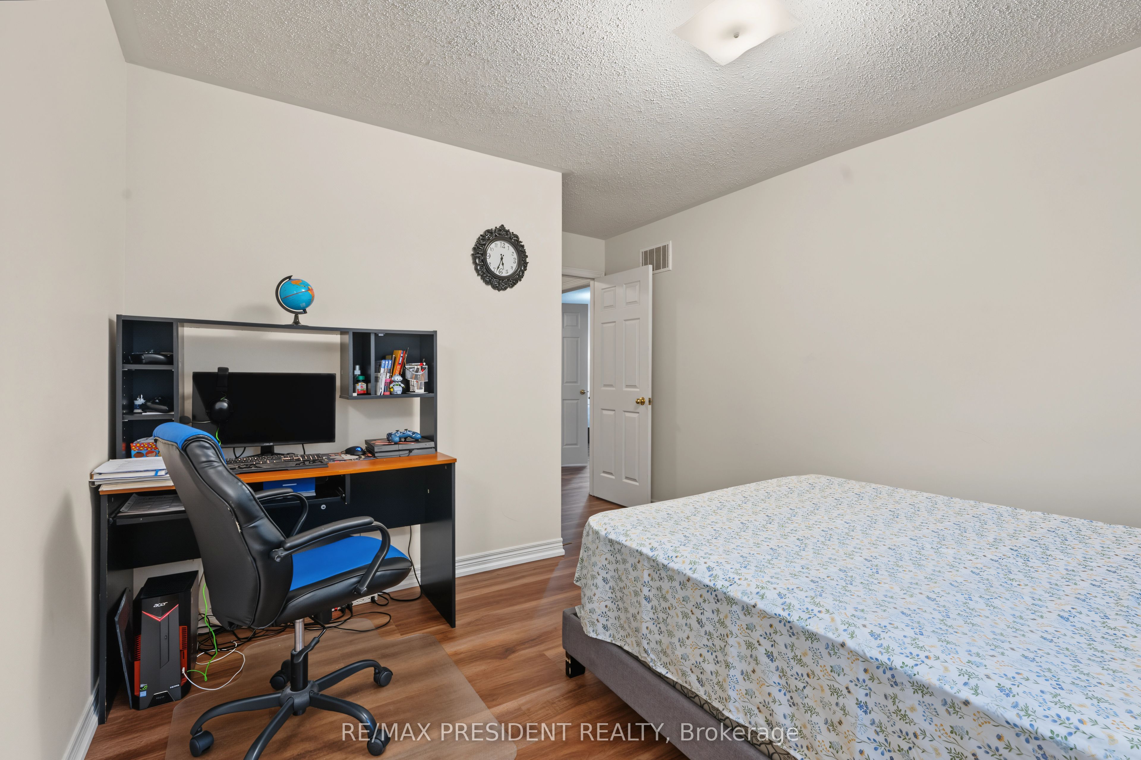 17 Mccartney Street Property Photo 31