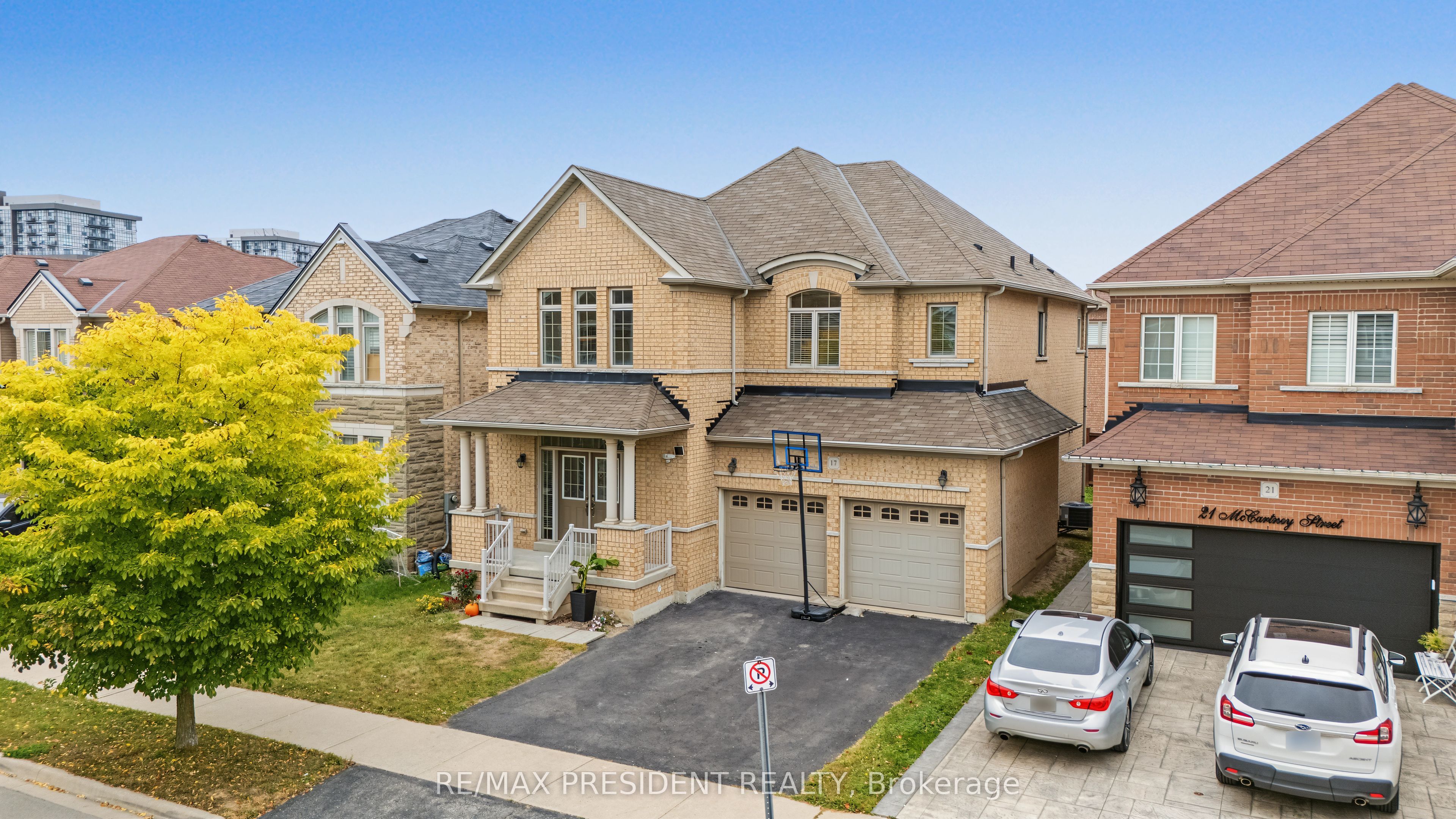 17 Mccartney Street Property Photo 43