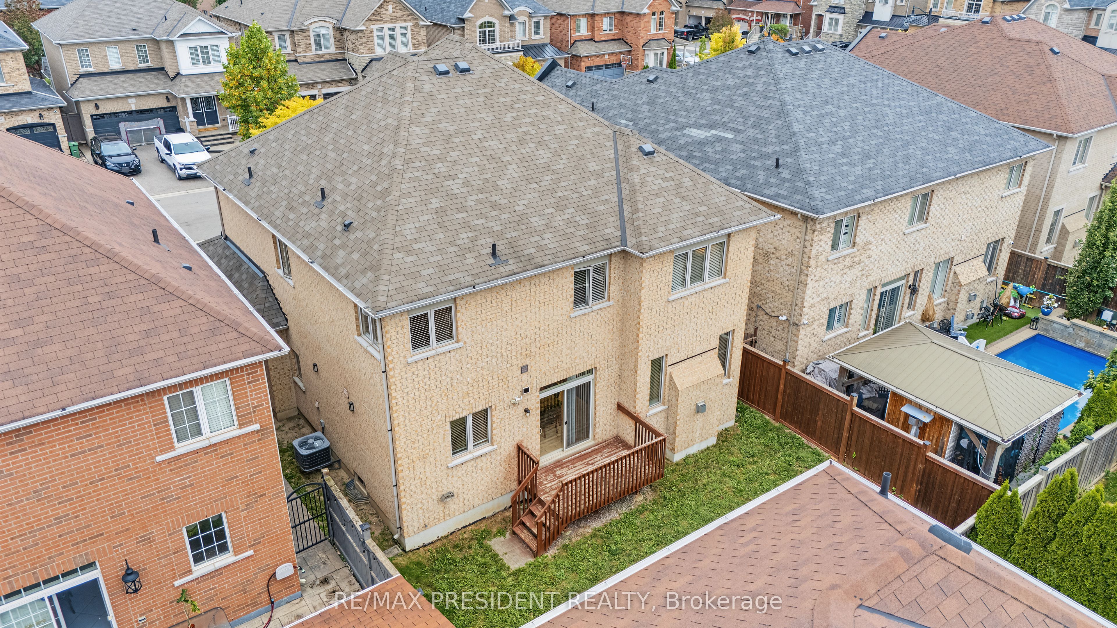 17 Mccartney Street Property Photo 46