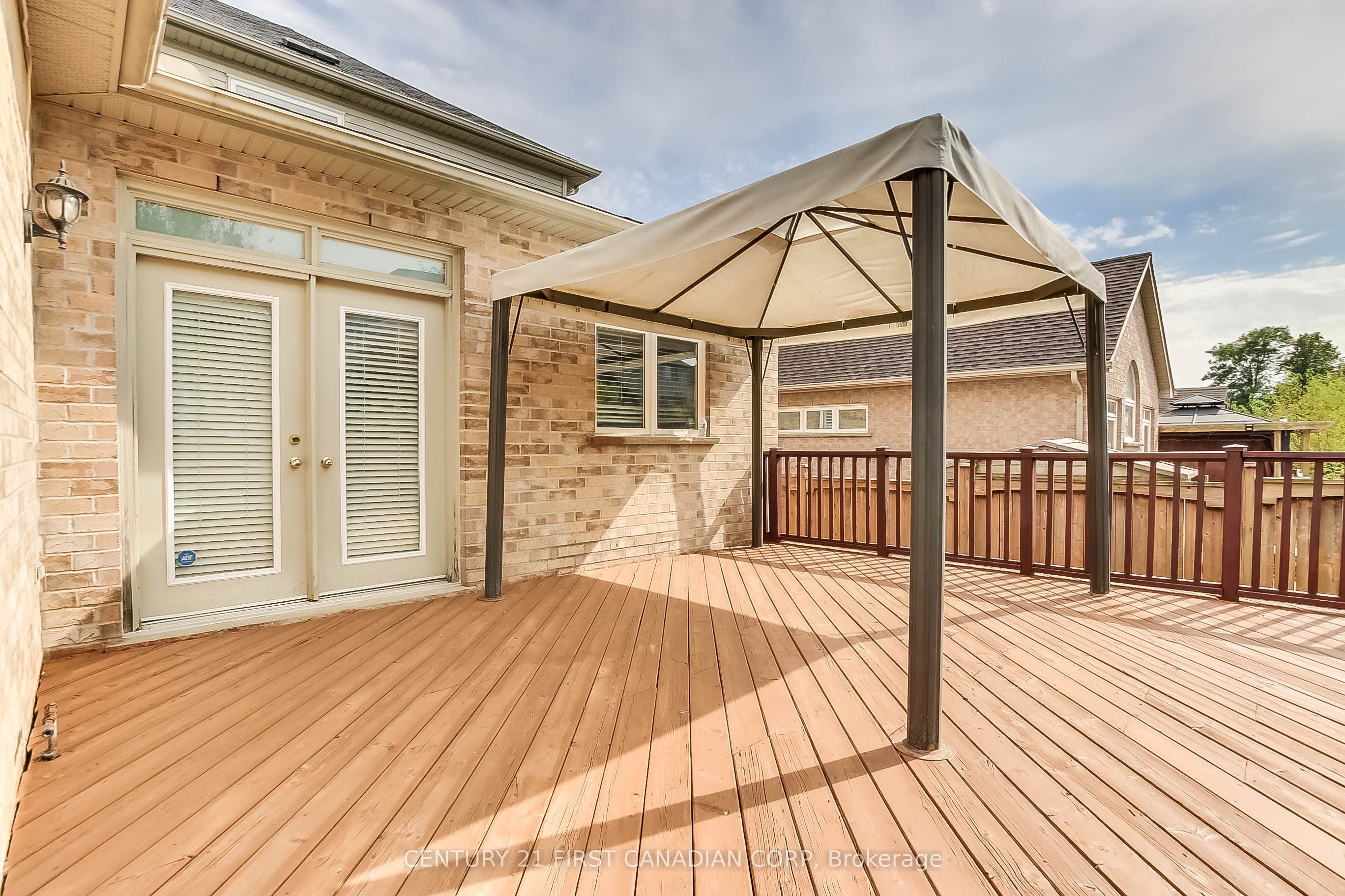322 Chambers Place Property Photo 29