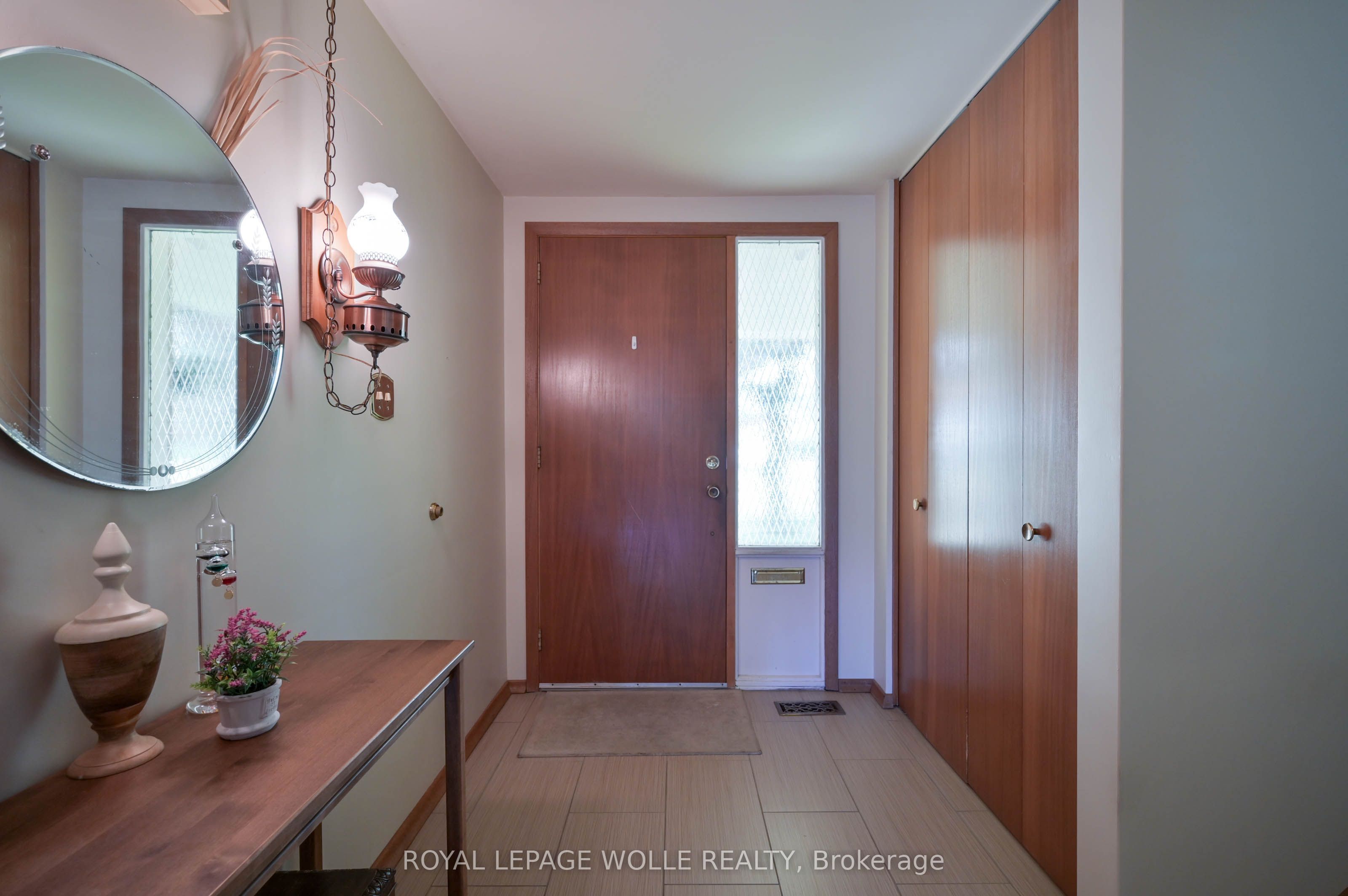 99 Lorraine Avenue Property Photo 7