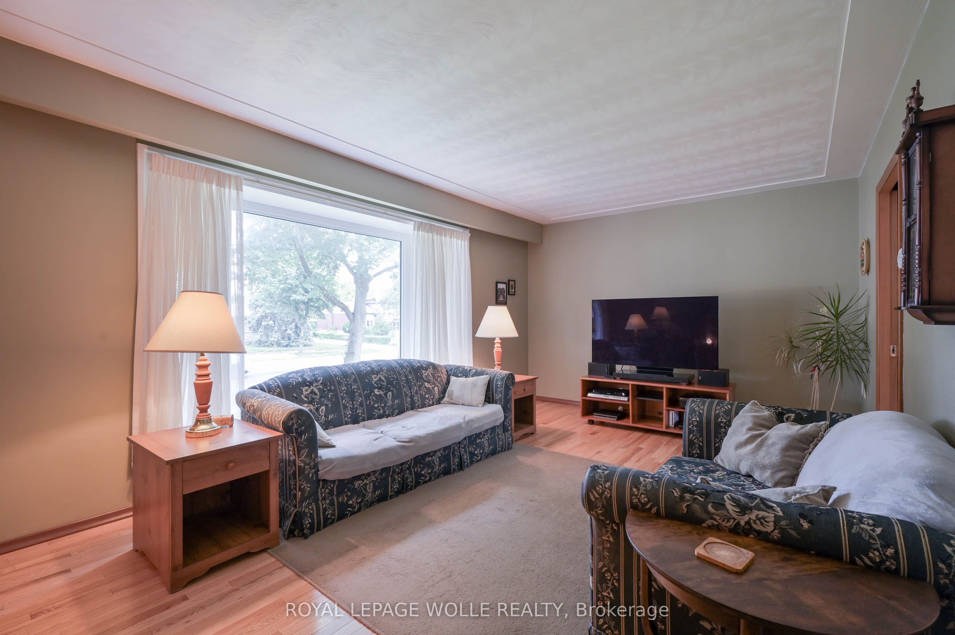 99 Lorraine Avenue Property Photo 15
