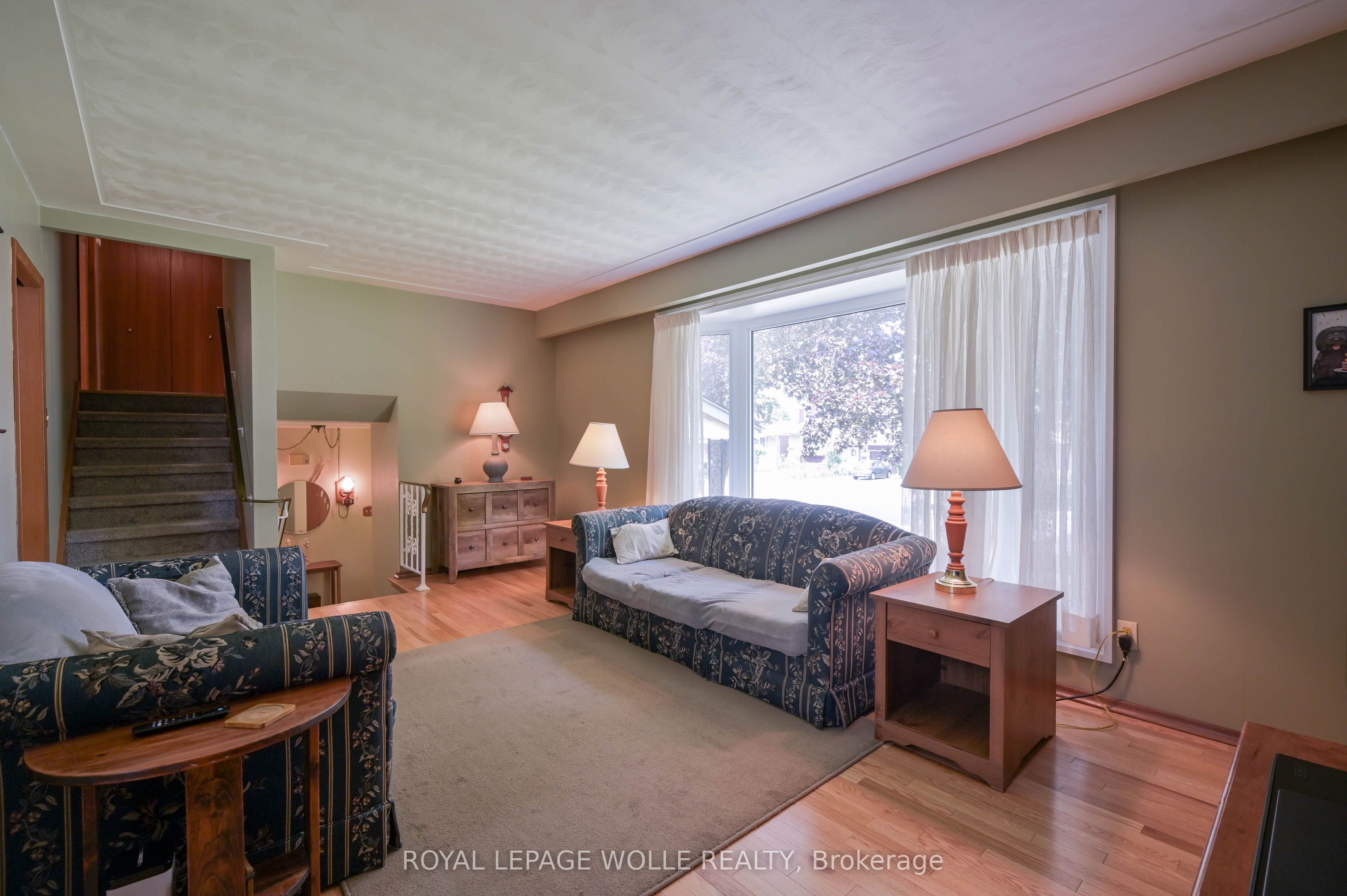 99 Lorraine Avenue Property Photo 18