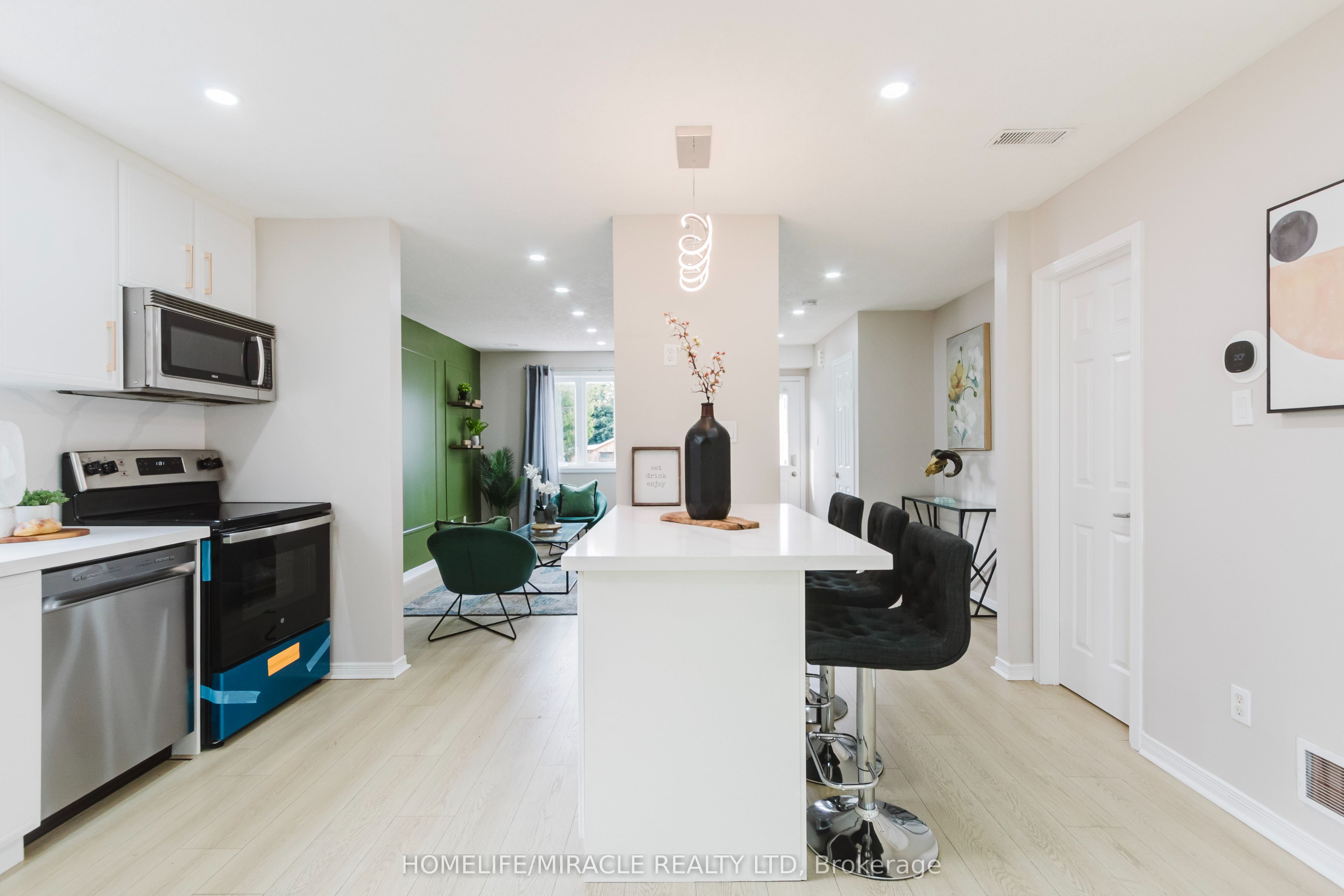 67 Kinzie Avenue Property Photo 13