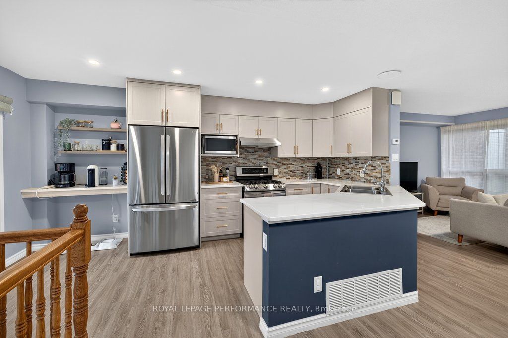 823 Nesting Way Property Photo 14