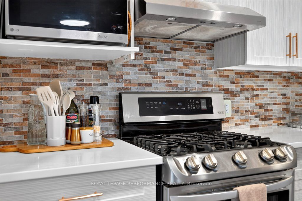 823 Nesting Way Property Photo 17